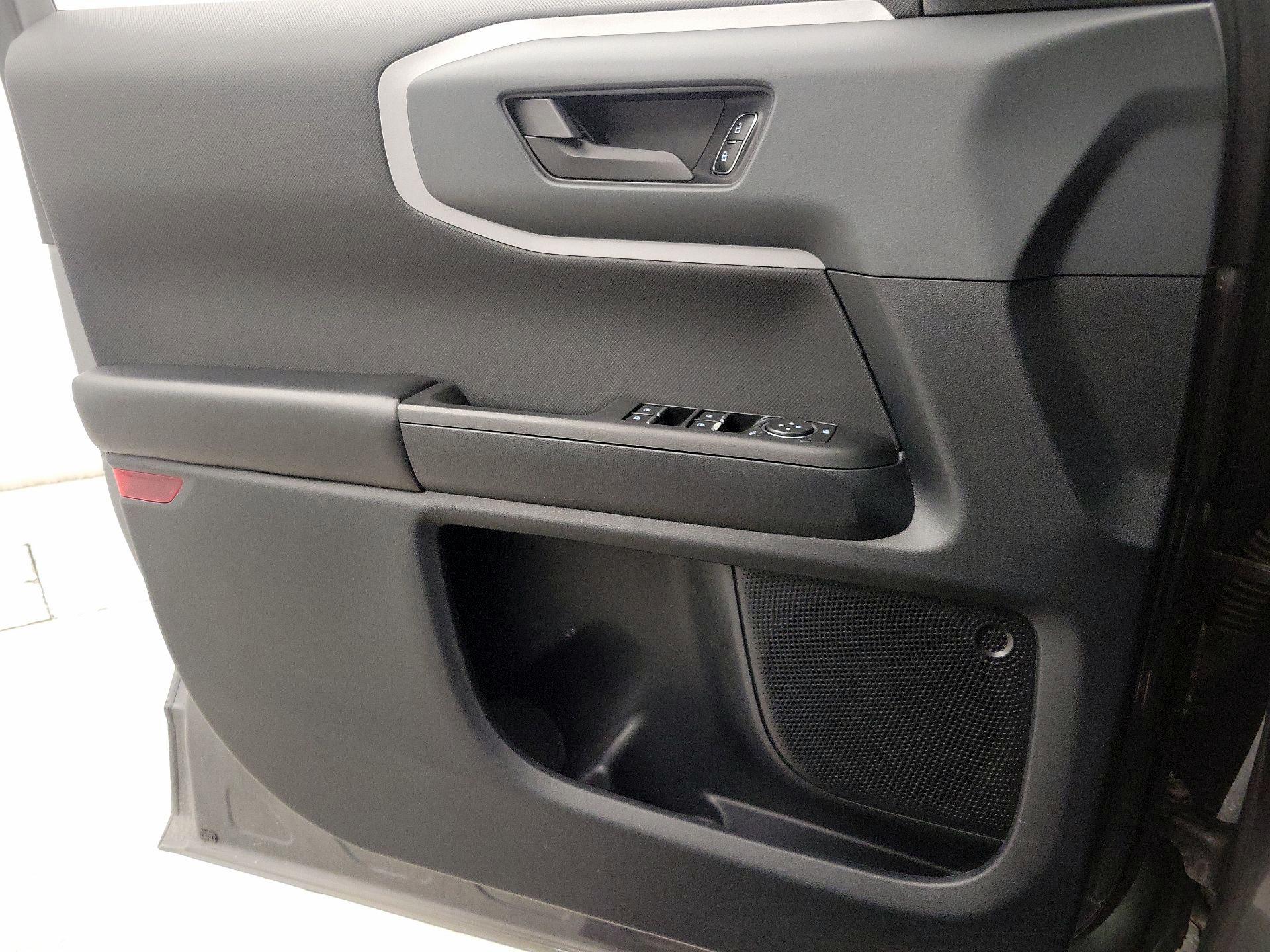 Thumbnail: 2021 Ford Bronco Sport - 12