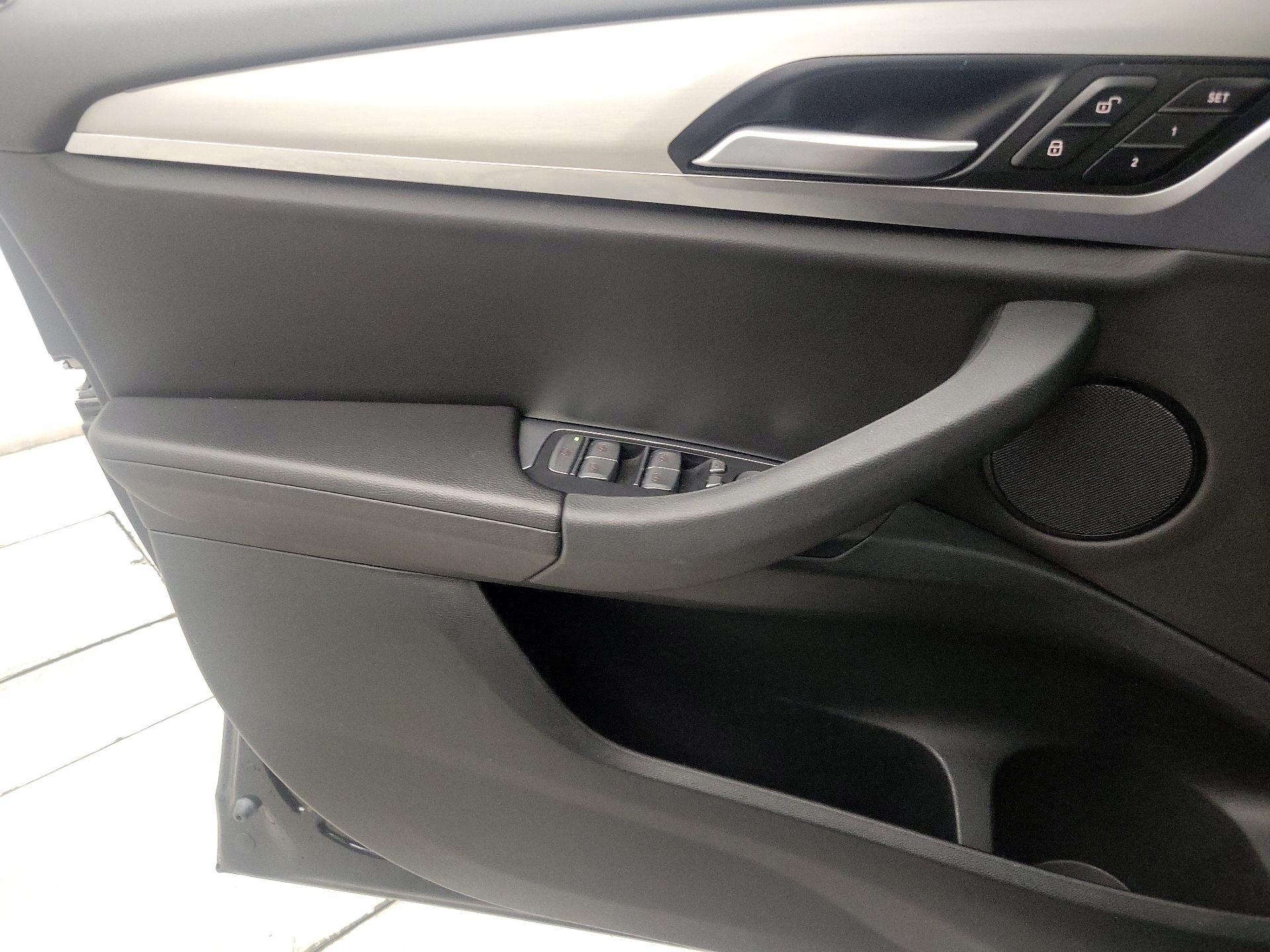 Thumbnail: 2022 BMW X3 - 12