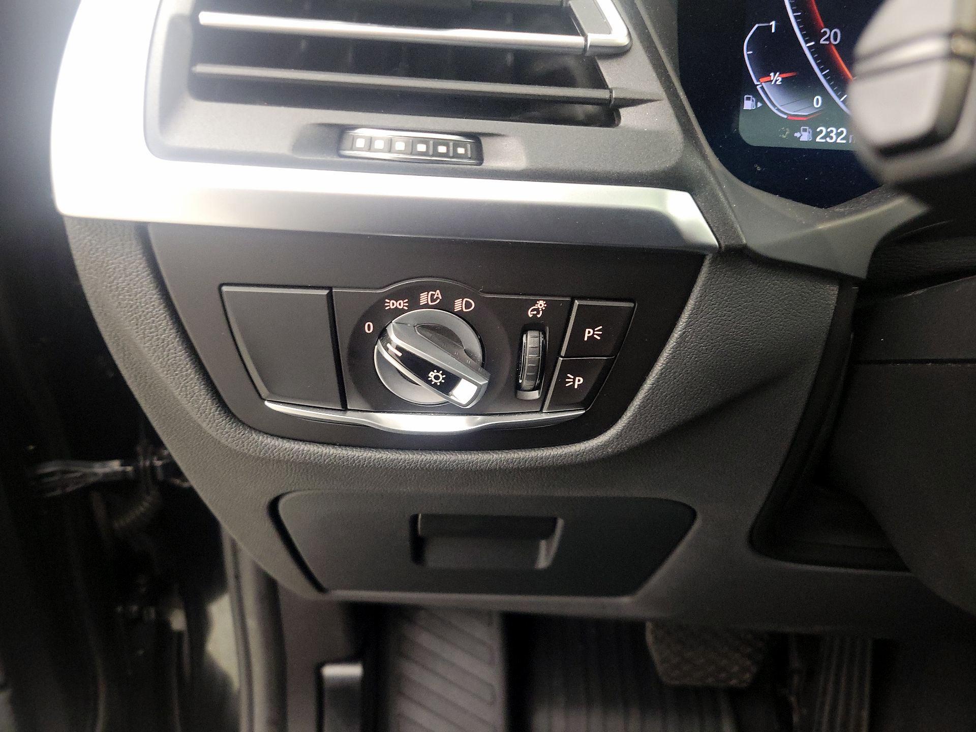 Thumbnail: 2022 BMW X3 - 13