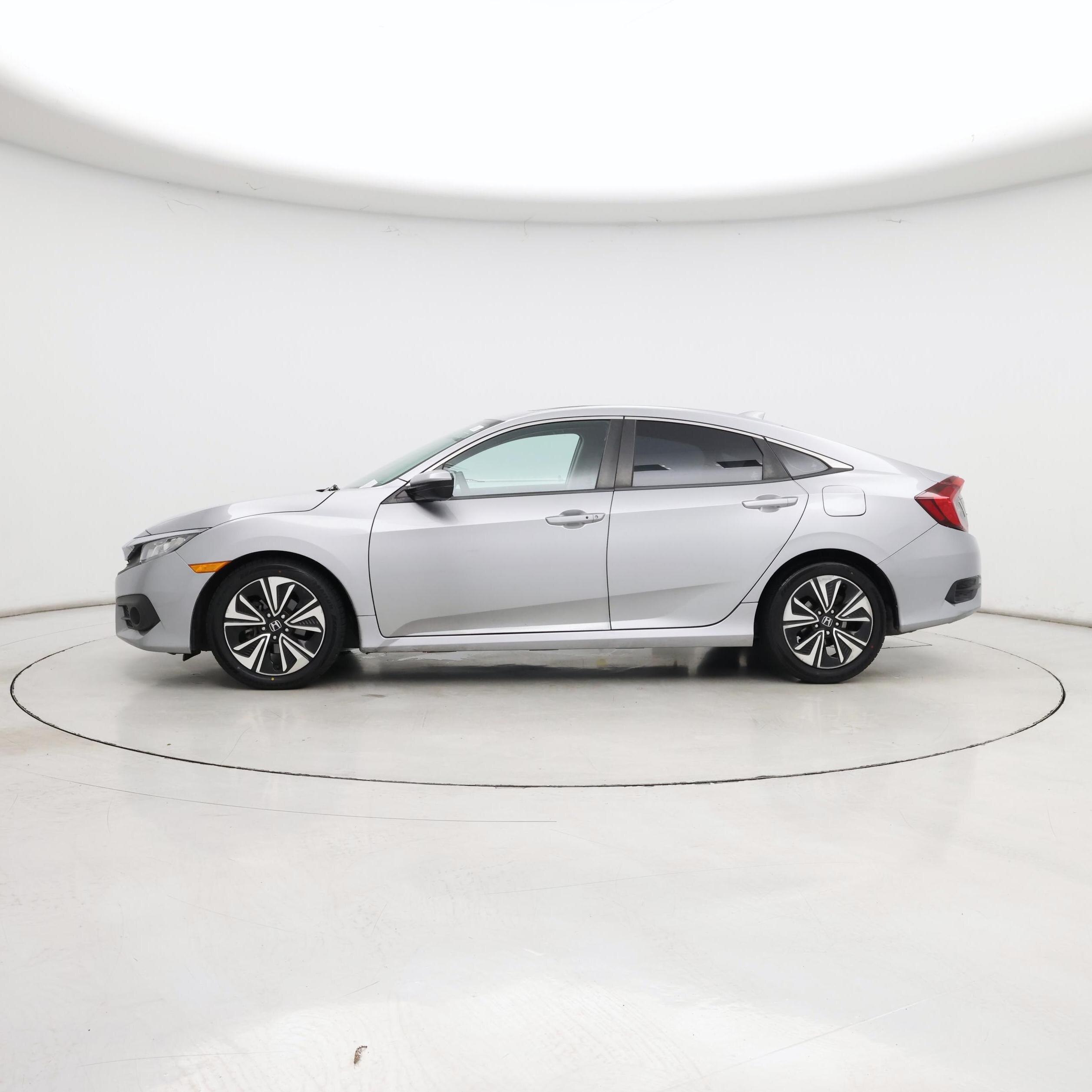 Thumbnail: 2017 Honda Civic - 3