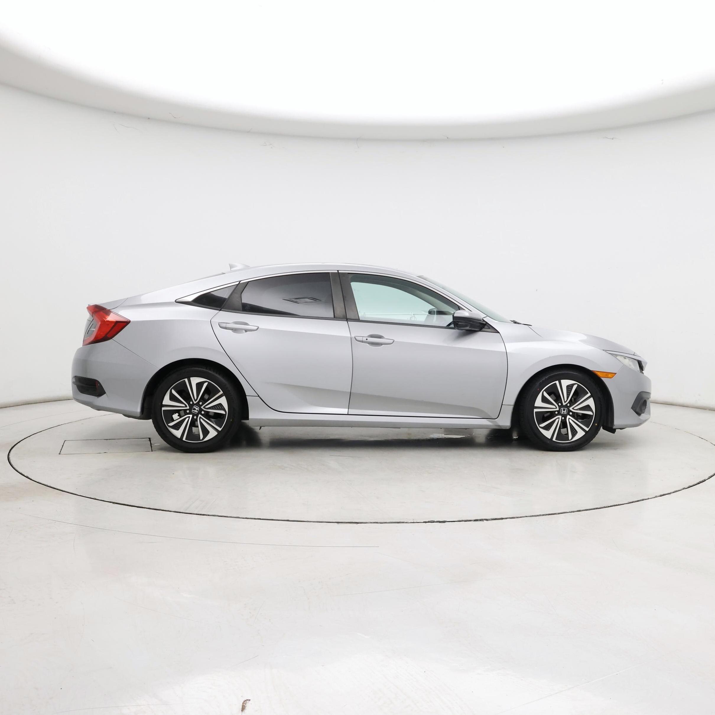Thumbnail: 2017 Honda Civic - 7