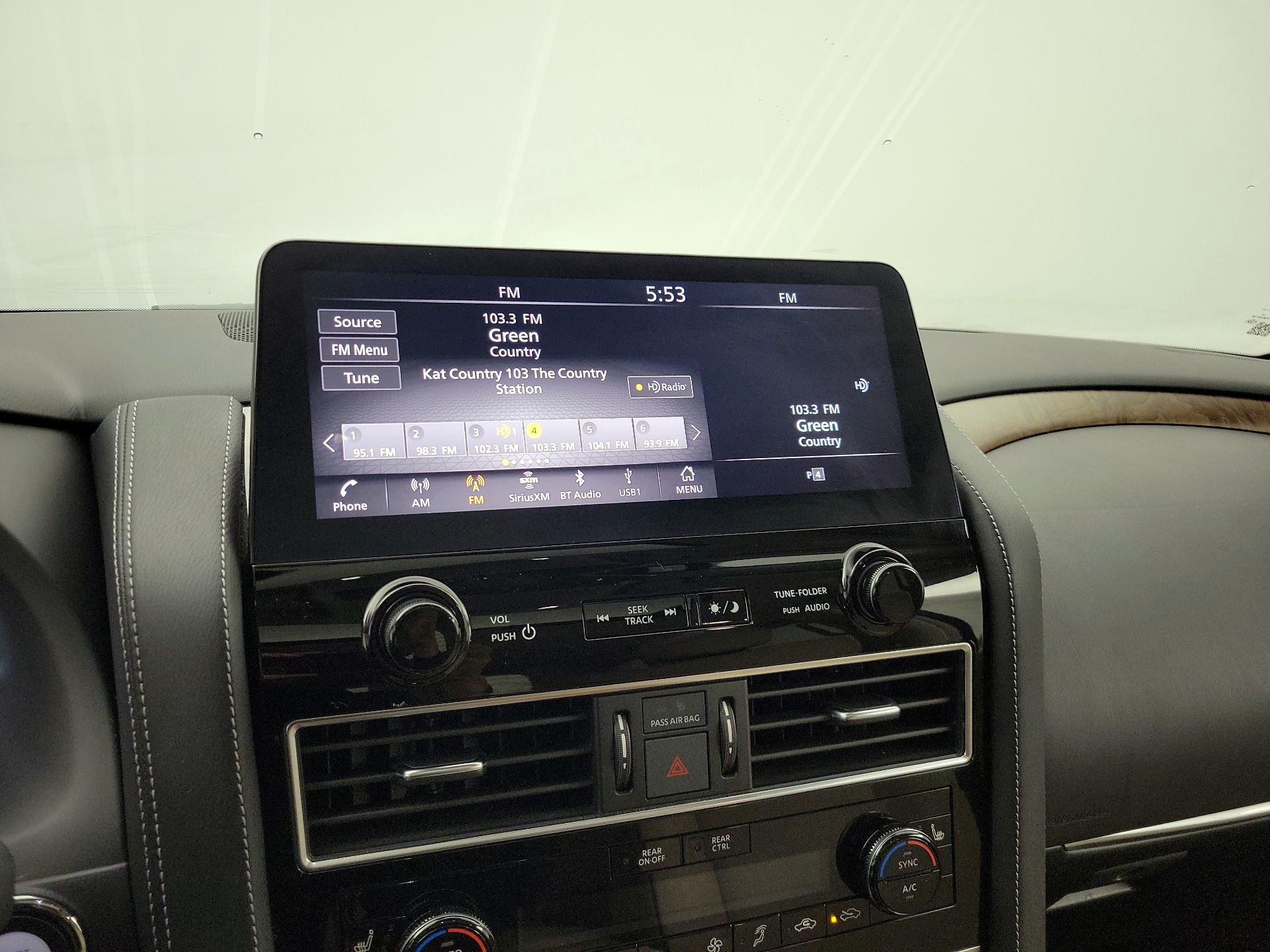 Thumbnail: 2021 Nissan Armada - 16