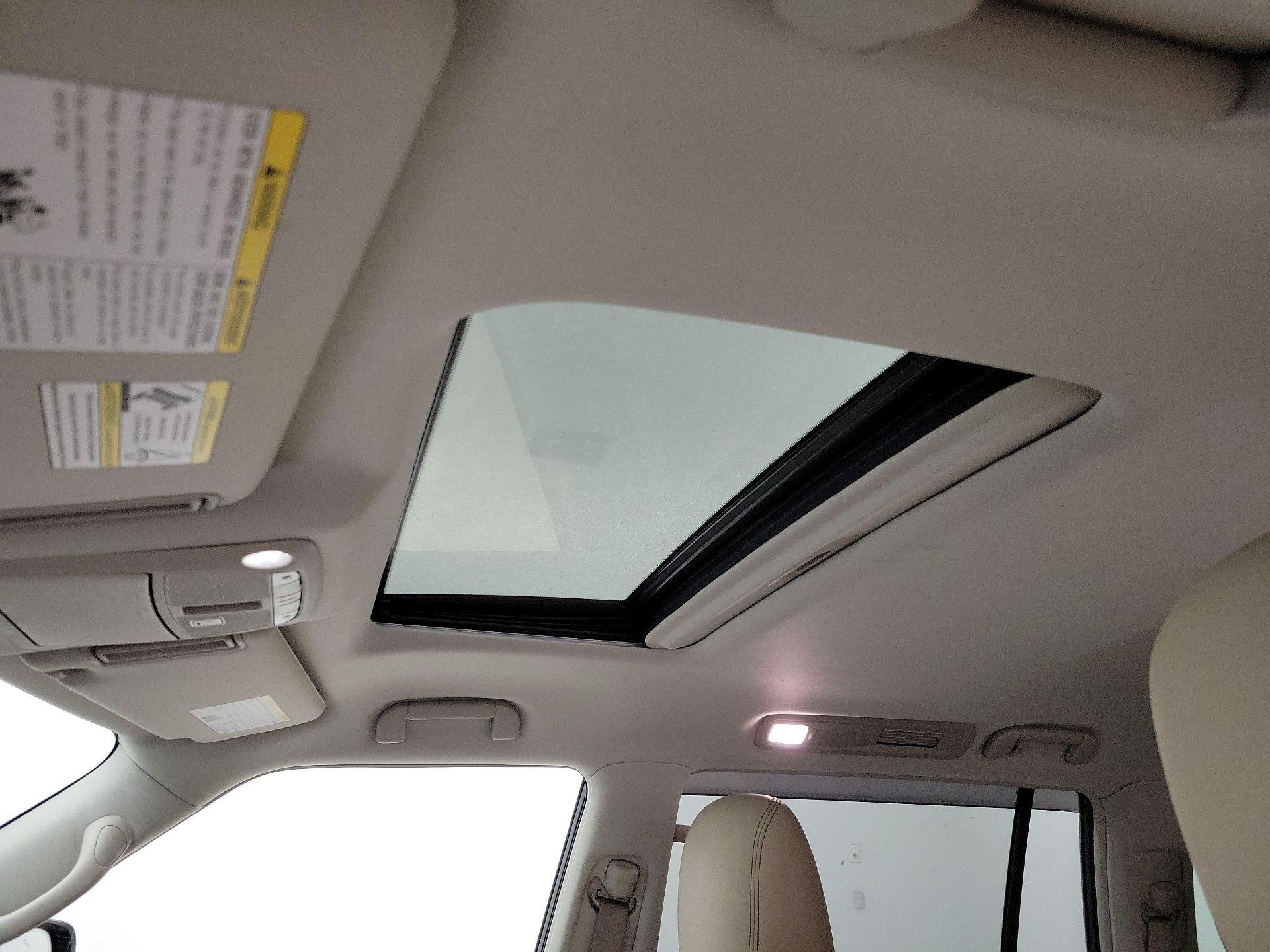 Thumbnail: 2021 Nissan Armada - 20