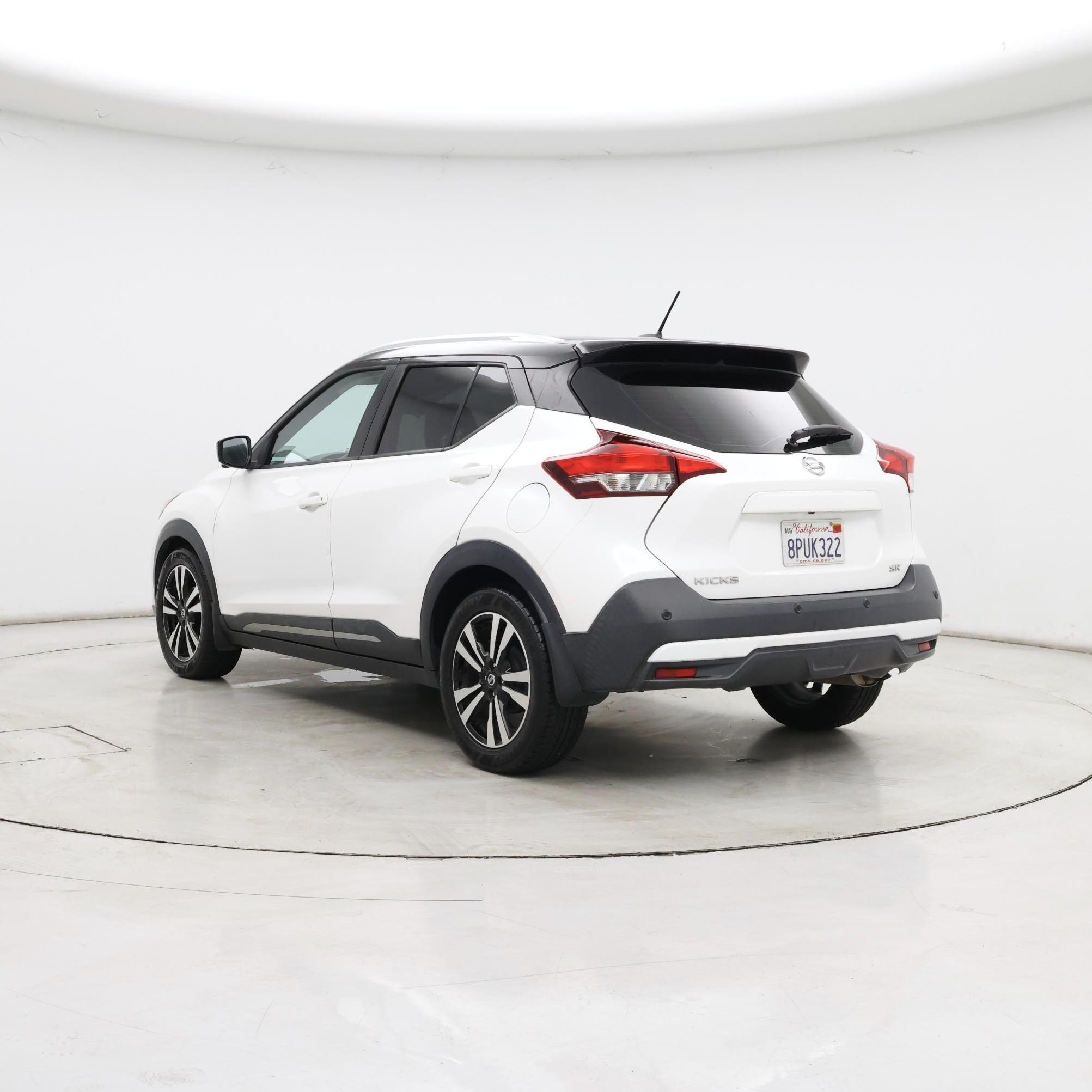 Thumbnail: 2020 Nissan Kicks - 2