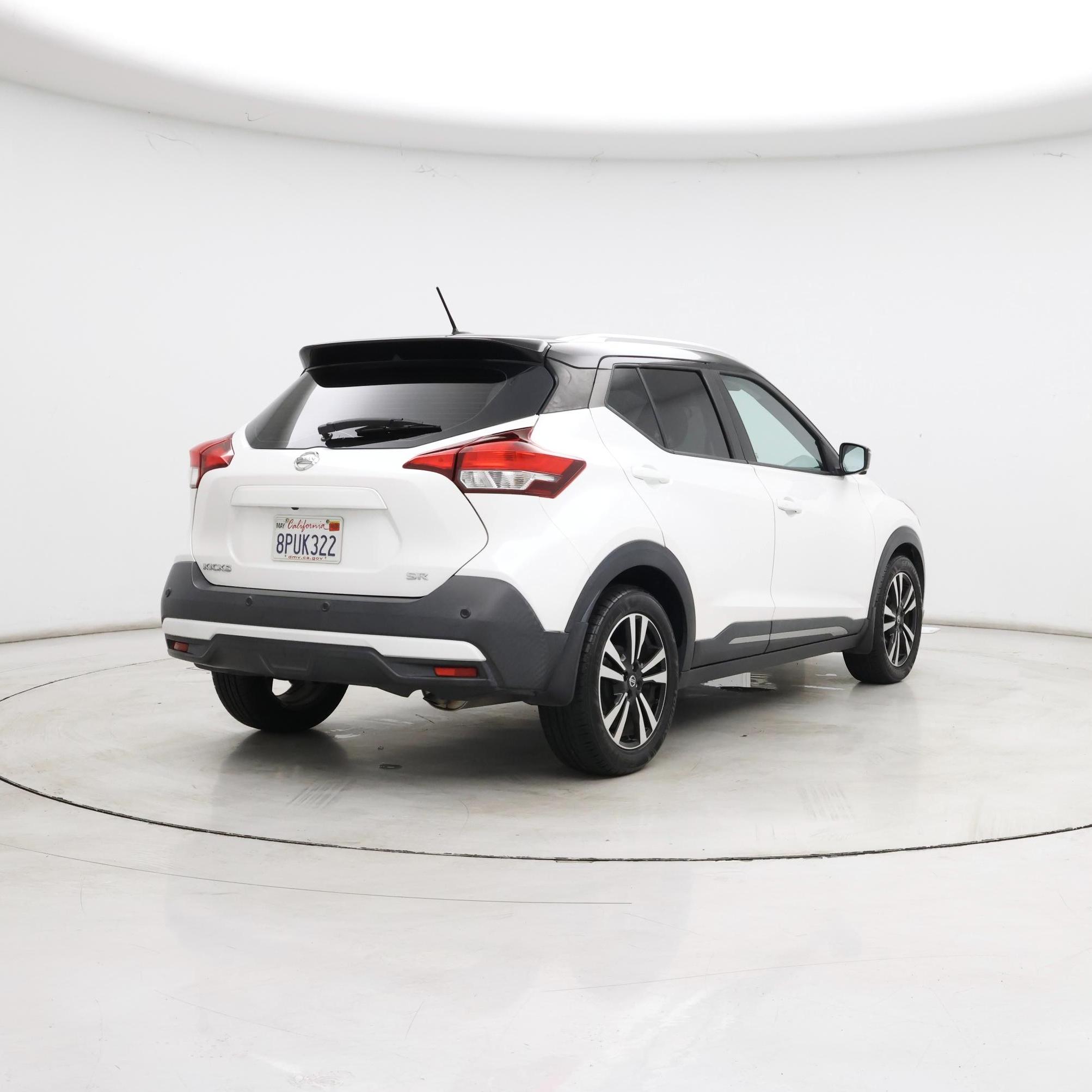 Thumbnail: 2020 Nissan Kicks - 8