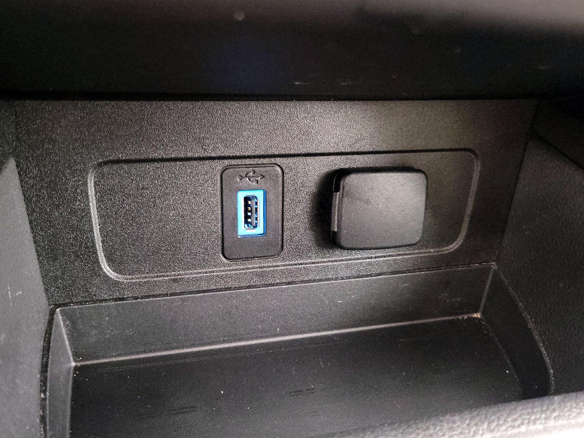 Thumbnail: 2018 Ford Escape - 19