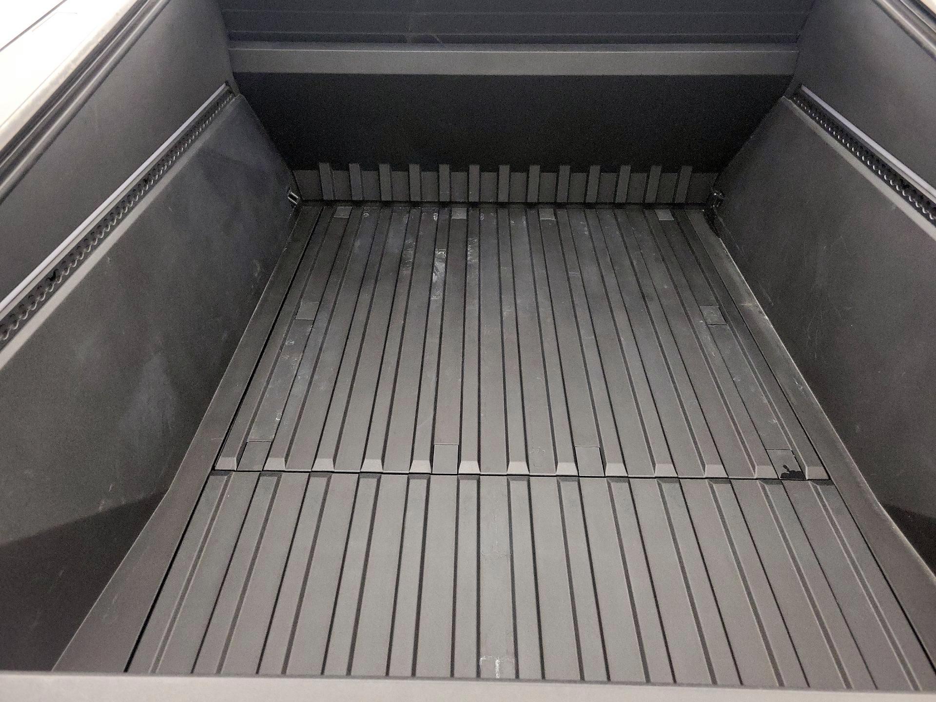 Thumbnail: 2025 Tesla Cybertruck - 20