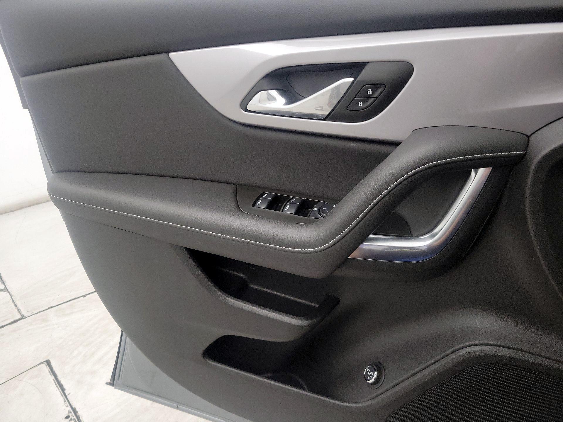 Thumbnail: 2024 Chevrolet Blazer - 12