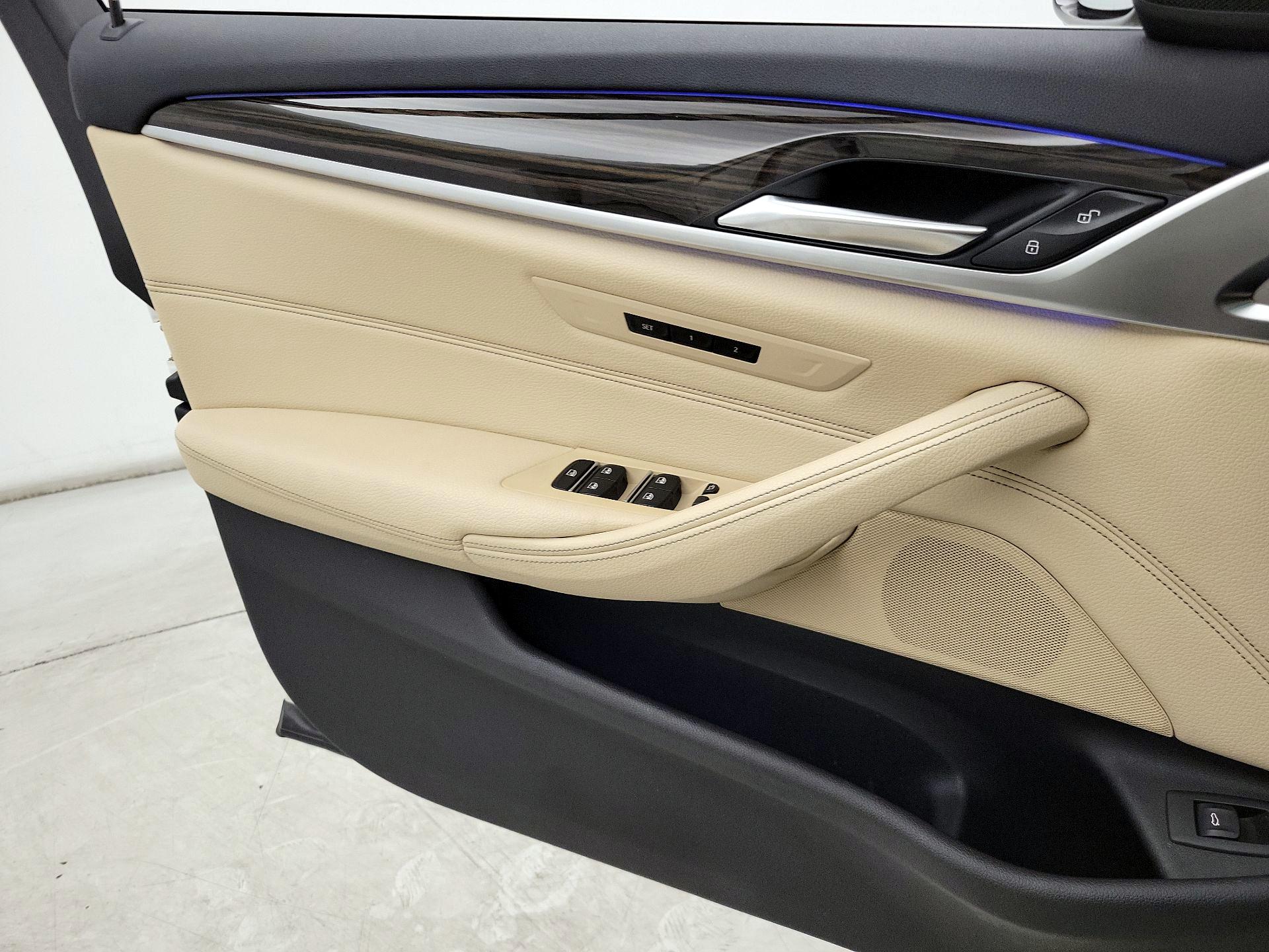 Thumbnail: 2018 BMW 5 Series - 12