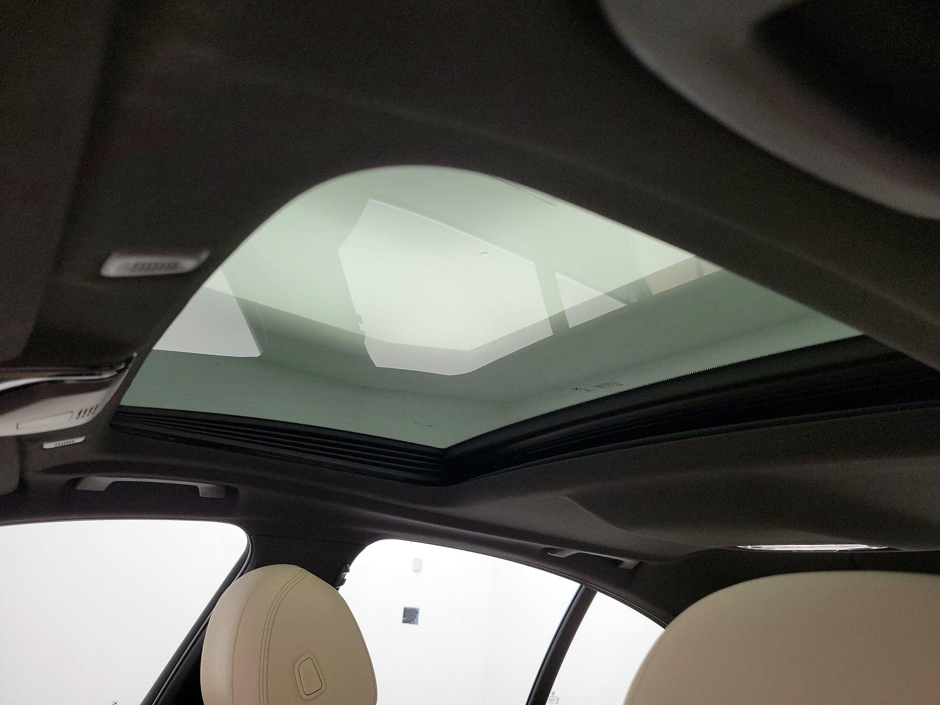 Thumbnail: 2018 BMW 5 Series - 20