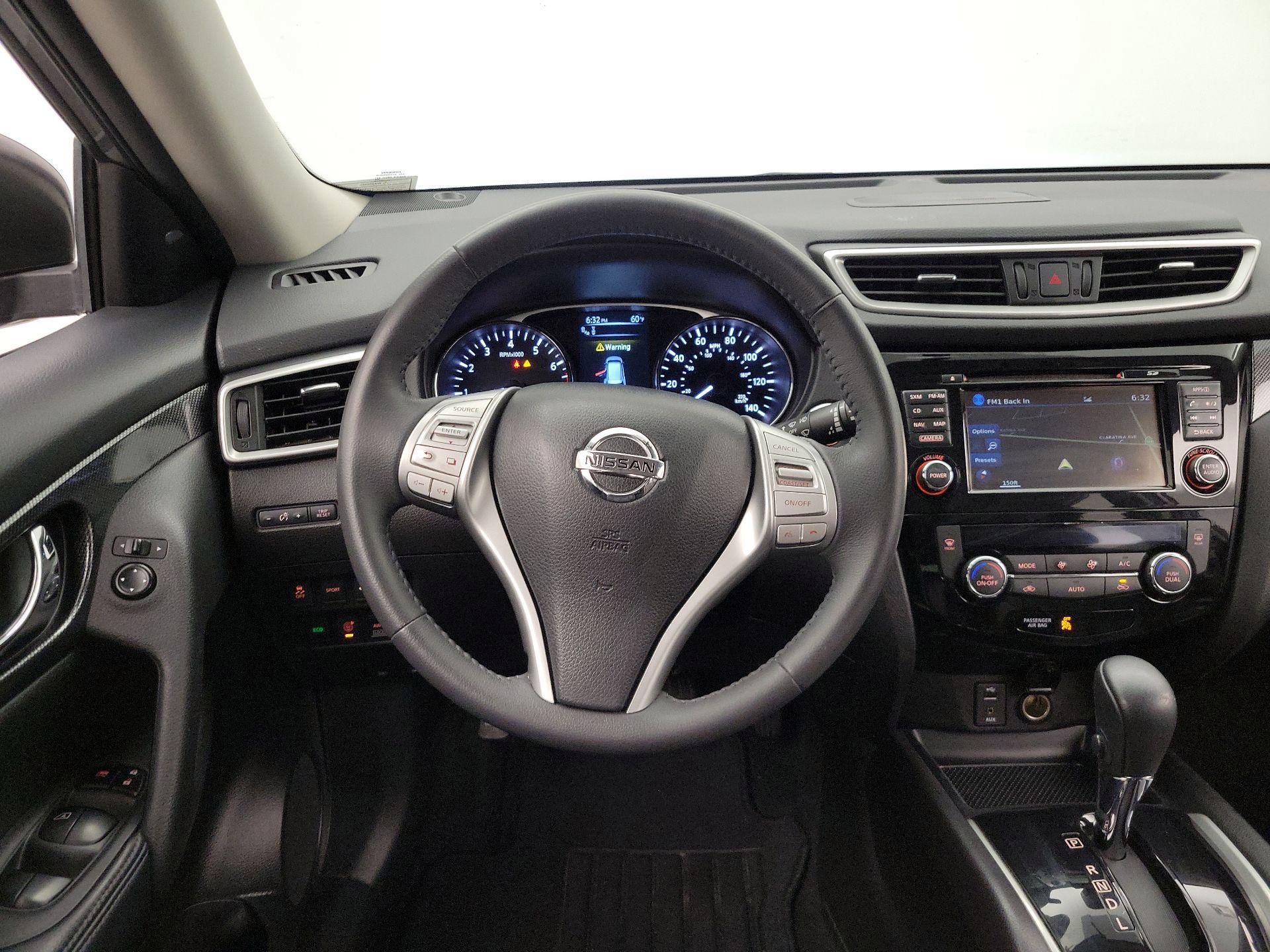Thumbnail: 2016 Nissan Rogue - 10