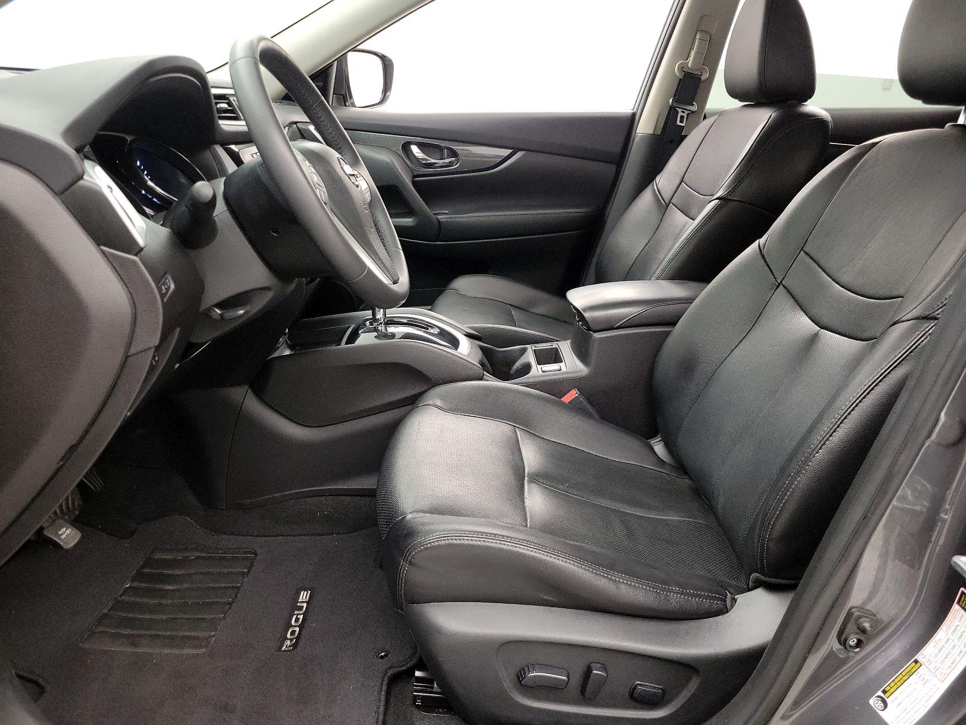 Thumbnail: 2016 Nissan Rogue - 11