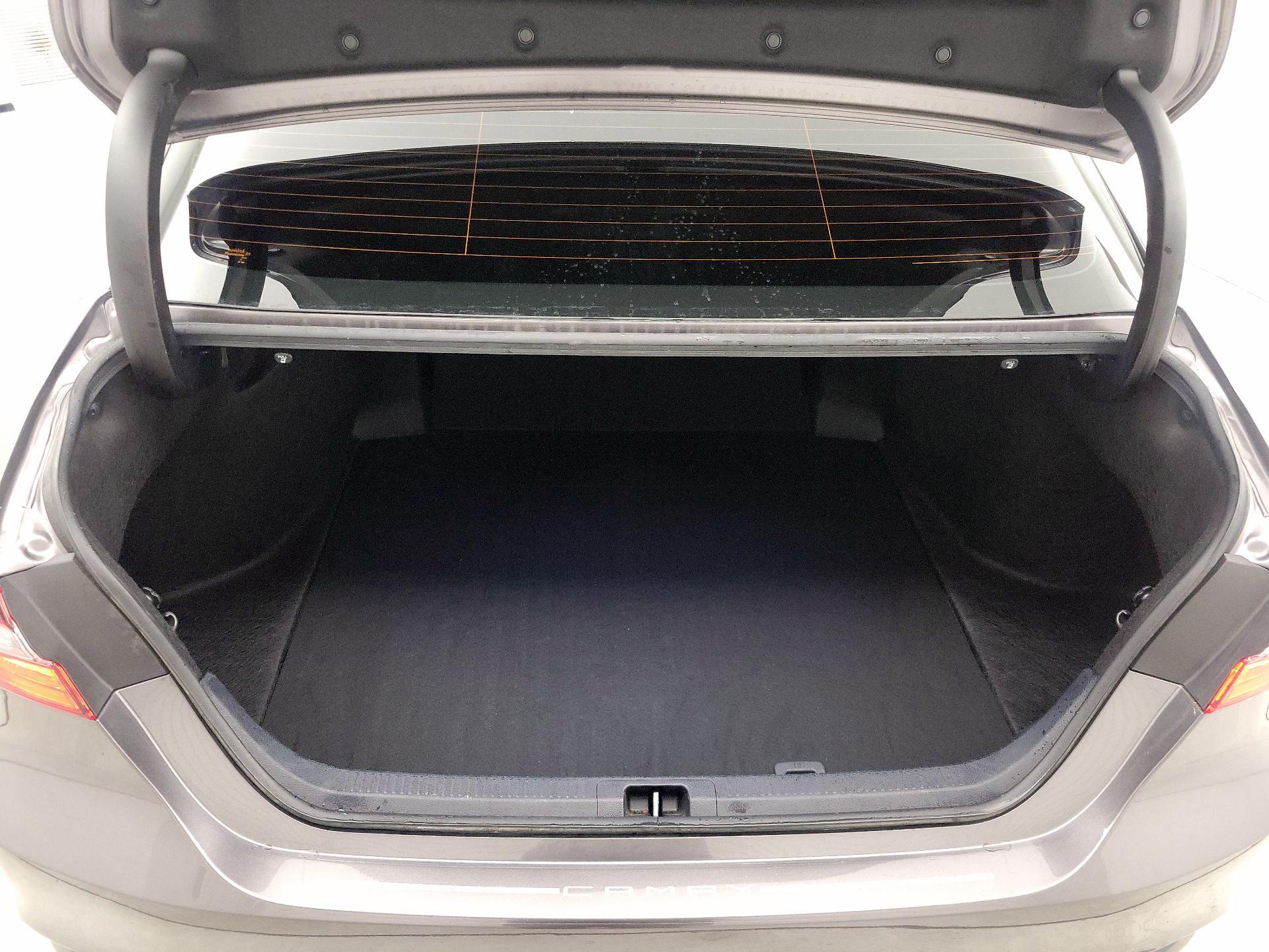 Thumbnail: 2023 Toyota Camry - 19