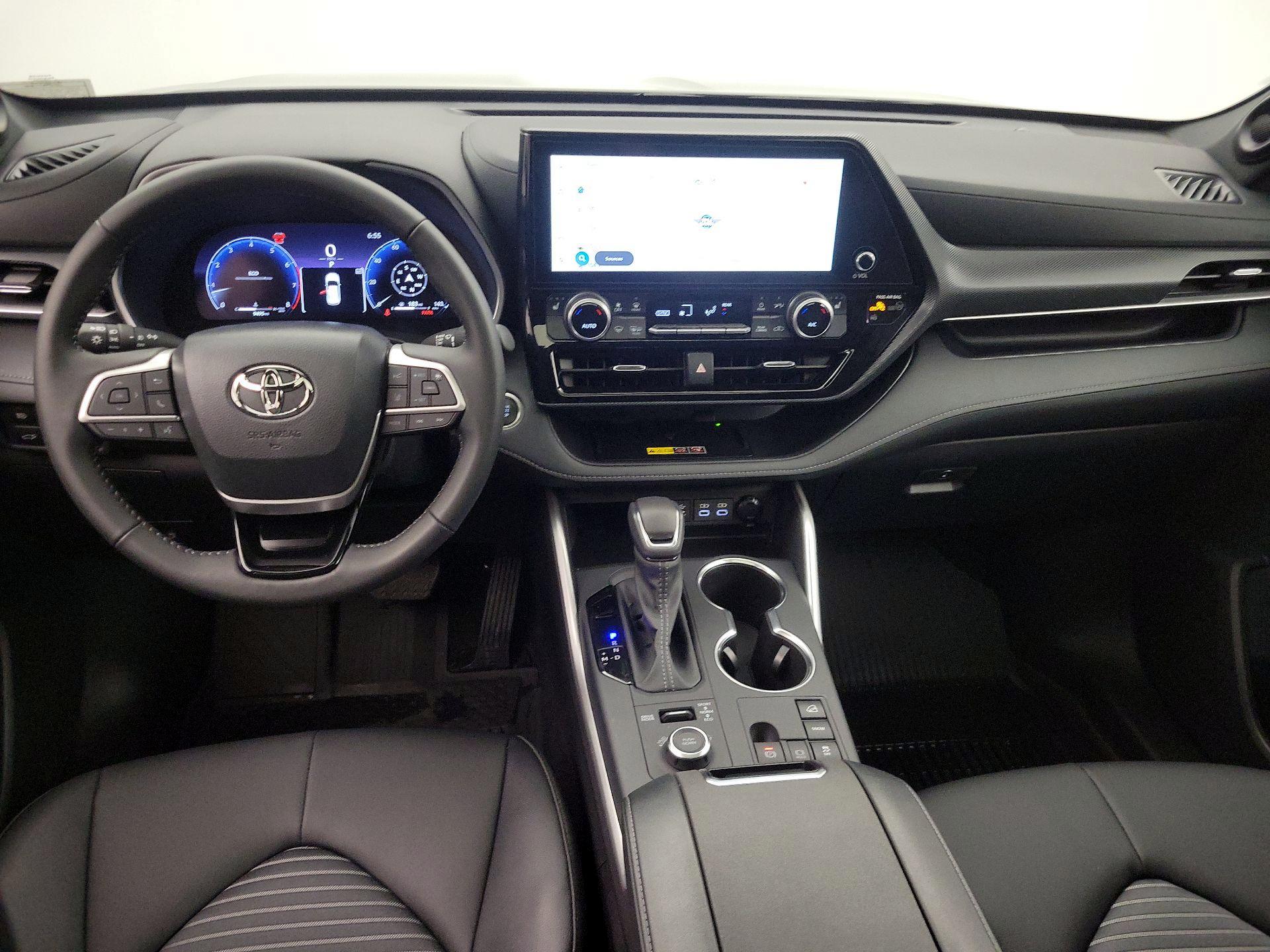 Thumbnail: 2026 Toyota Highlander - 9