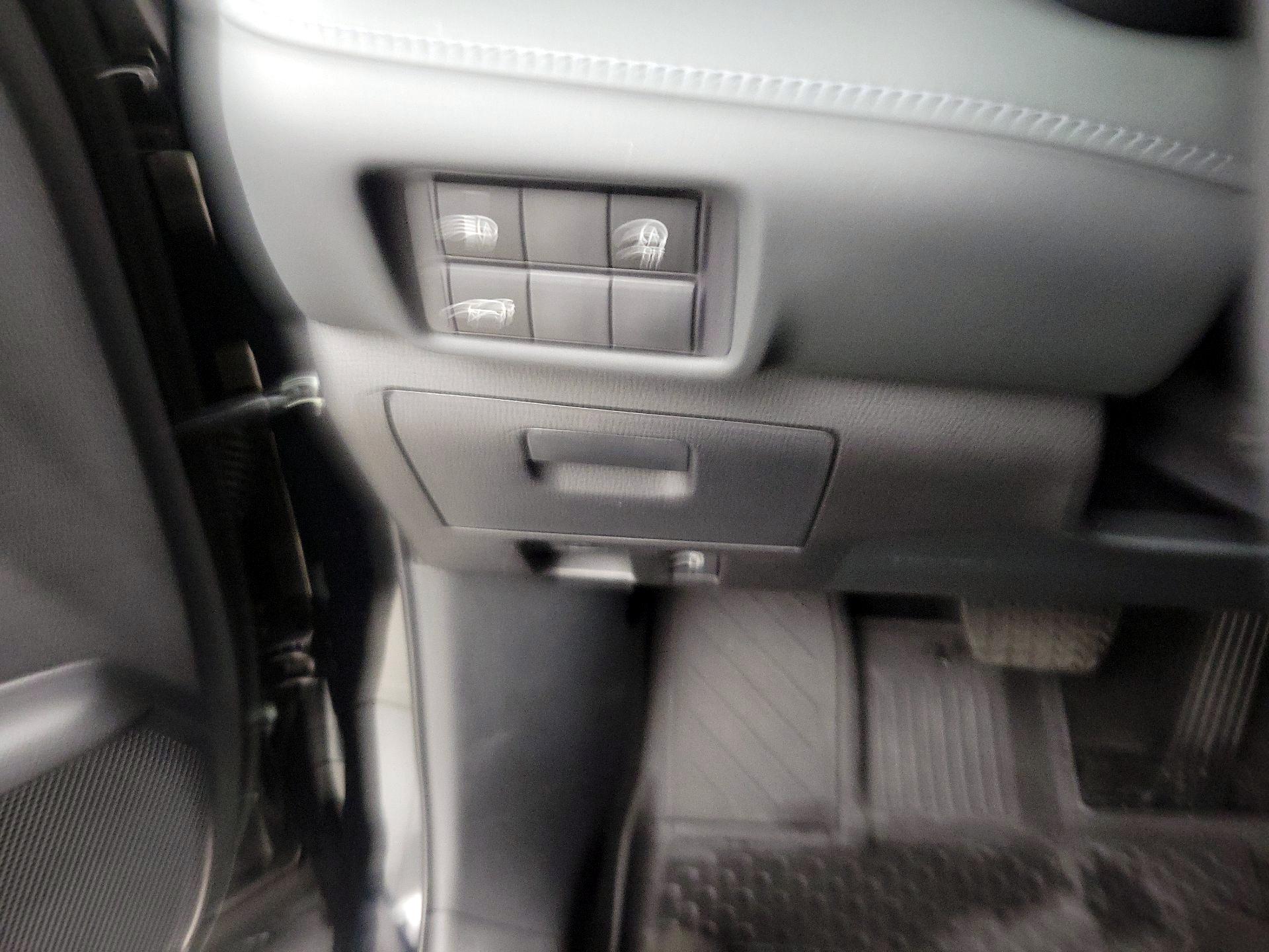 Thumbnail: 2026 Toyota Highlander - 13