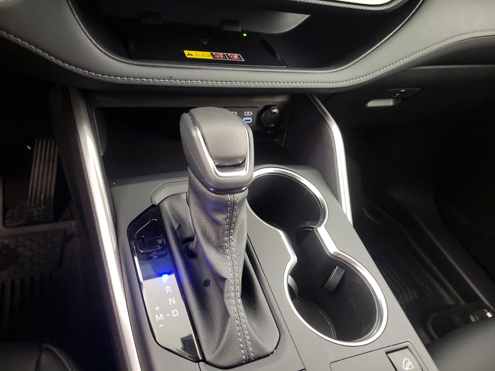 Thumbnail: 2026 Toyota Highlander - 17