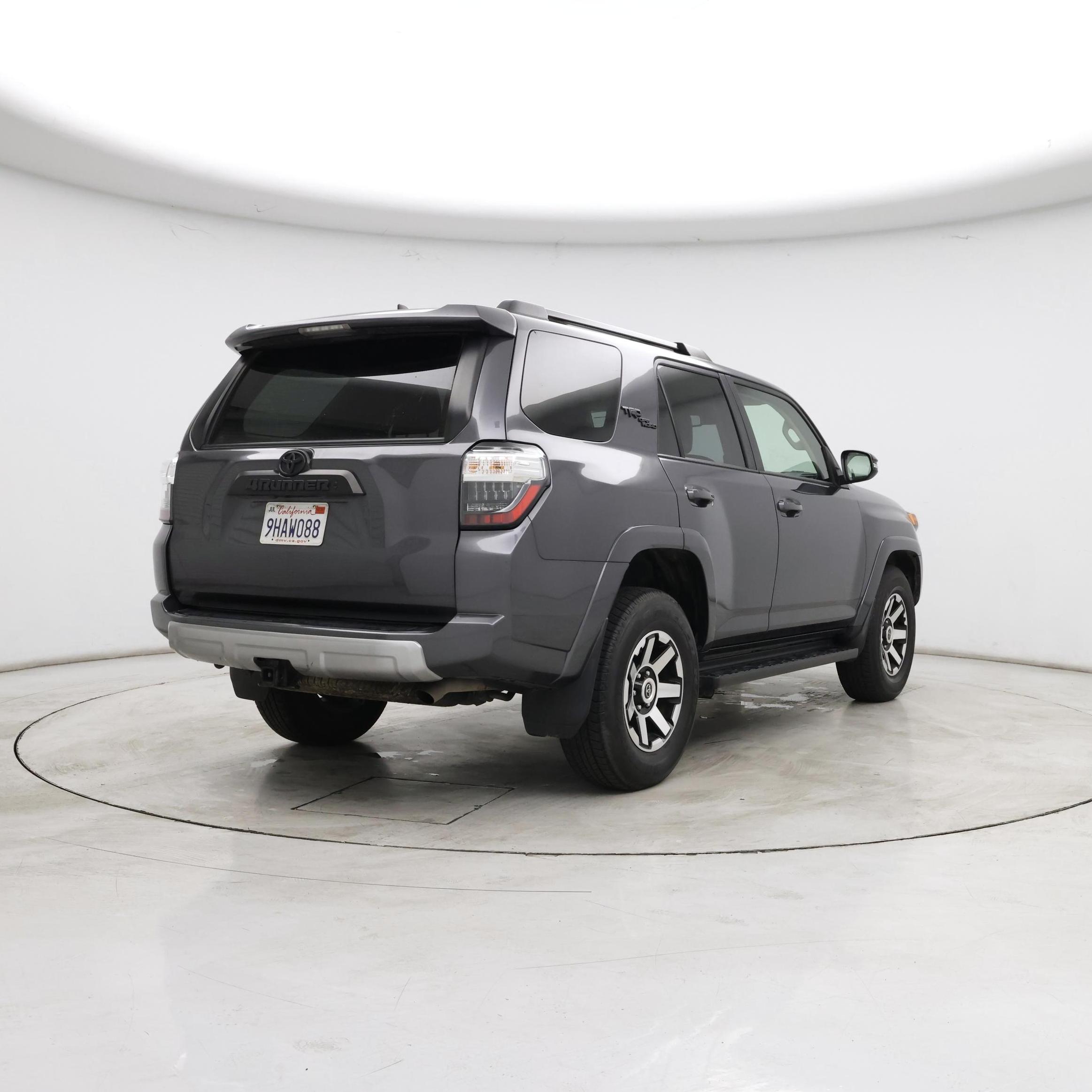 Thumbnail: 2023 Toyota 4Runner - 8