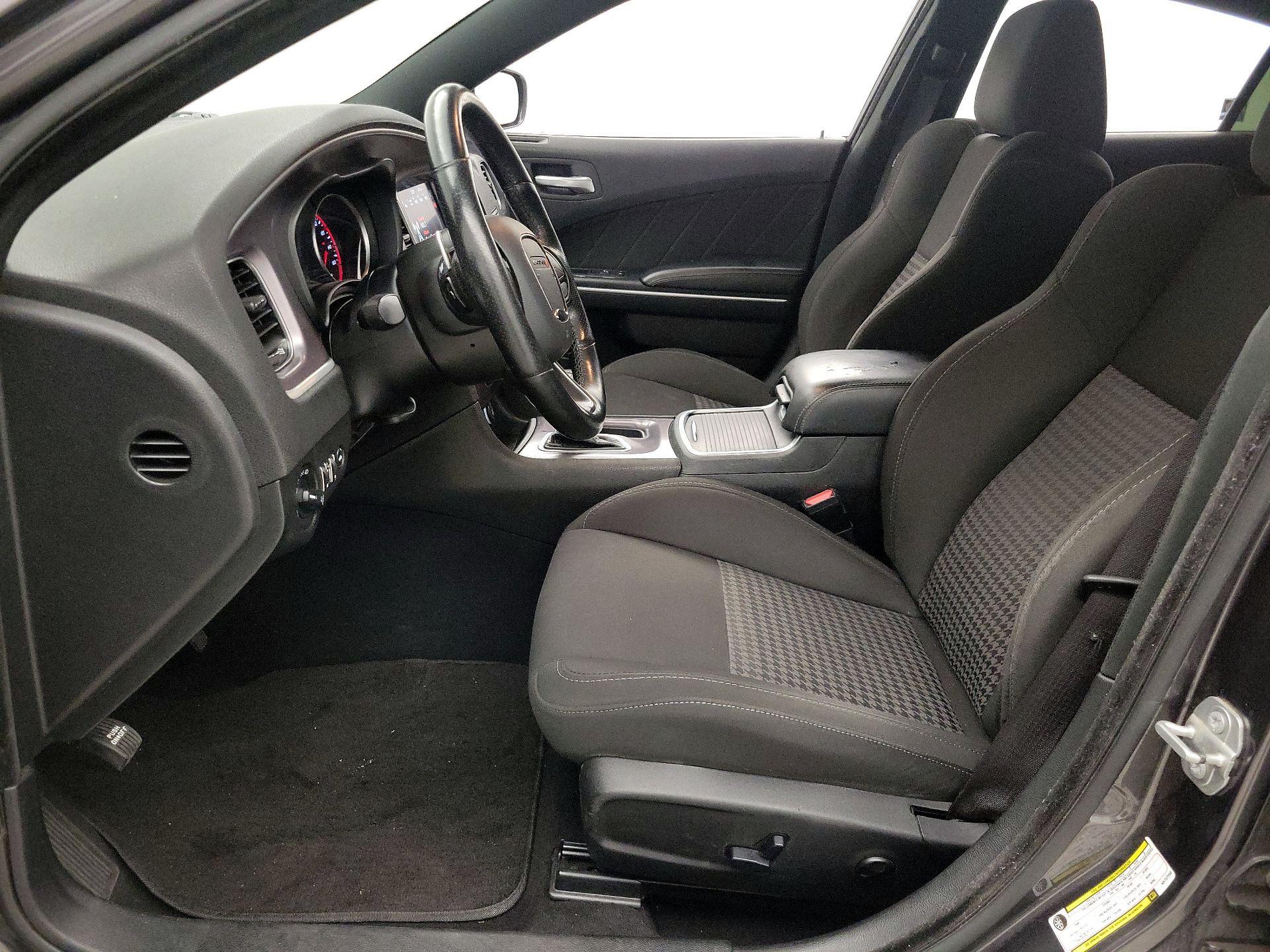 Thumbnail: 2019 Dodge Charger - 11