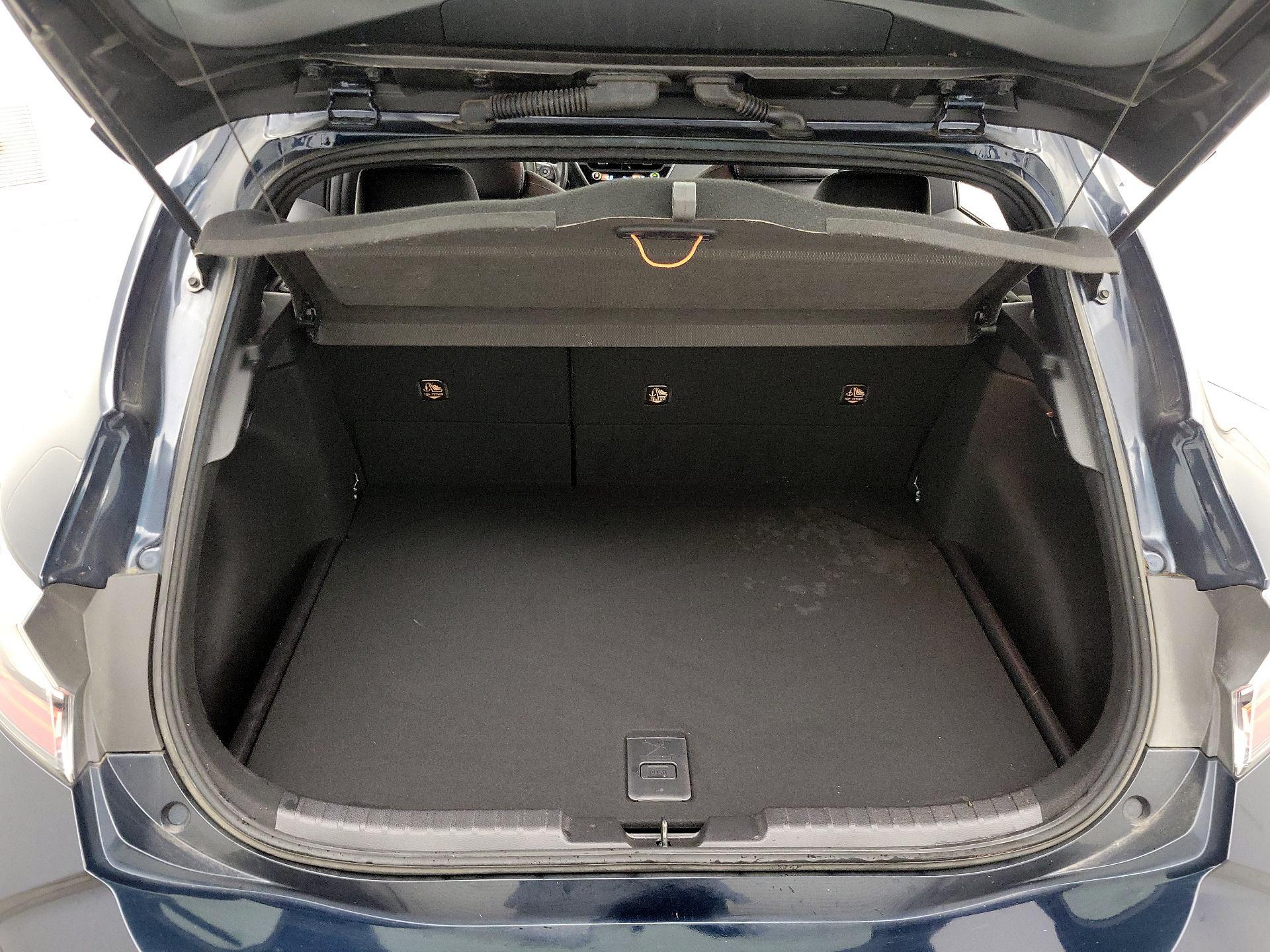 Thumbnail: 2022 Toyota Corolla - 19