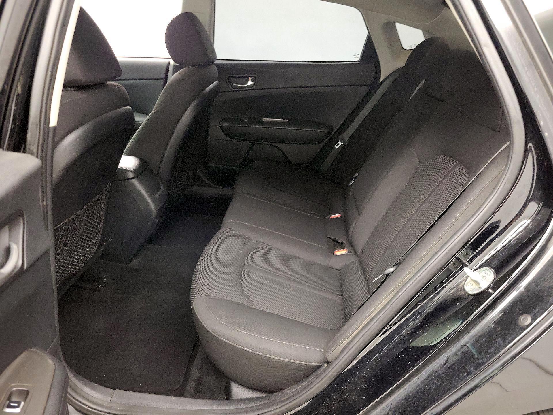 Thumbnail: 2019 Kia Optima - 19