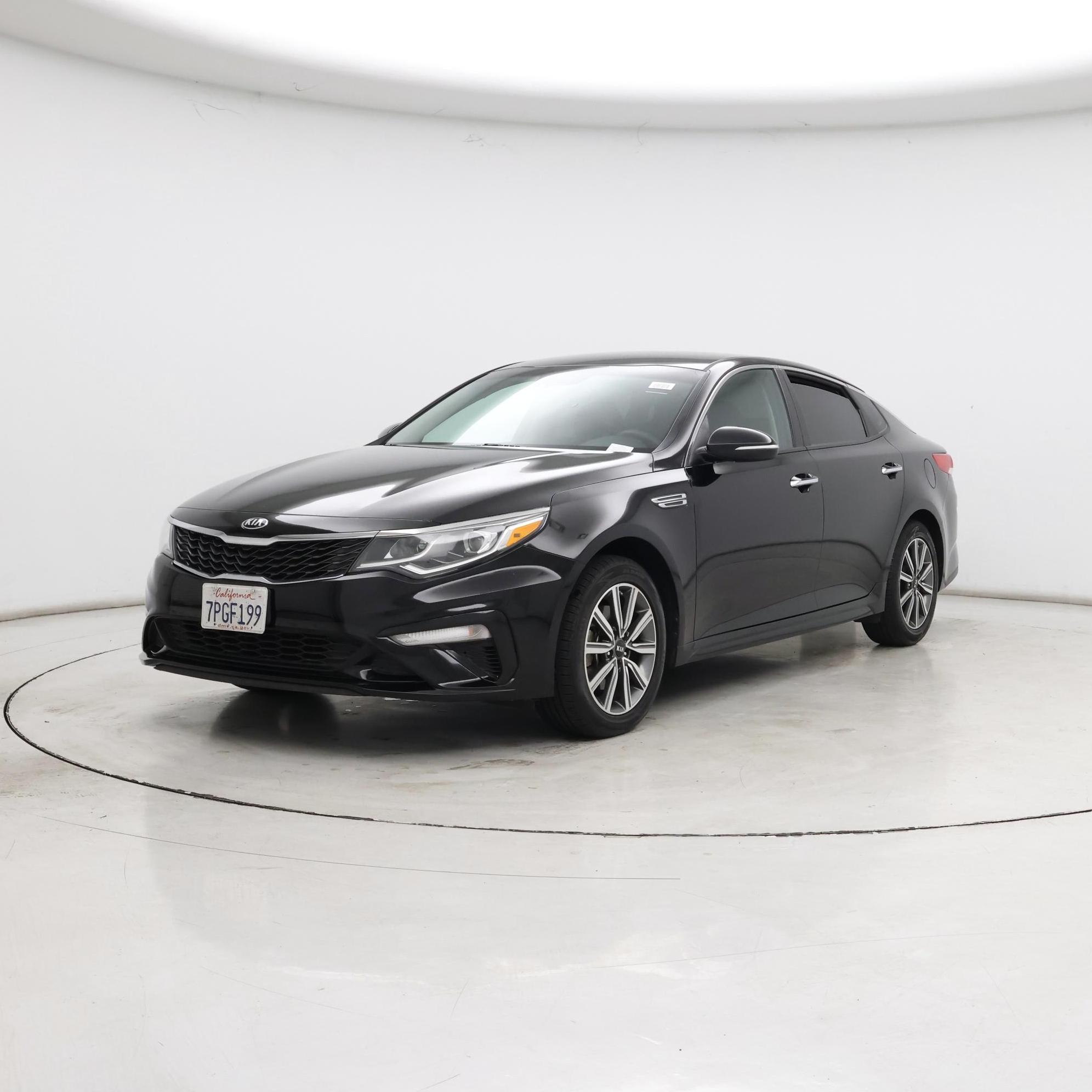 Thumbnail: 2019 Kia Optima - 4