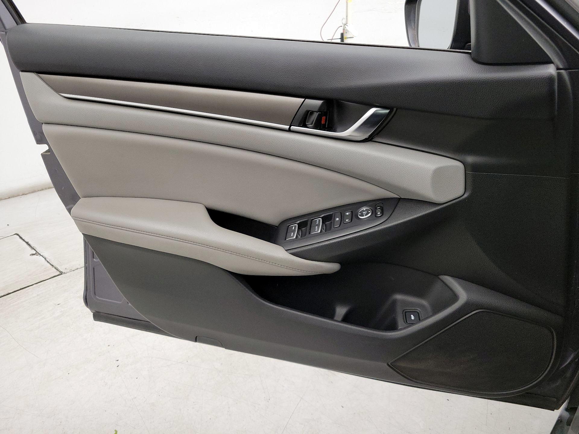 Thumbnail: 2019 Honda Accord - 12