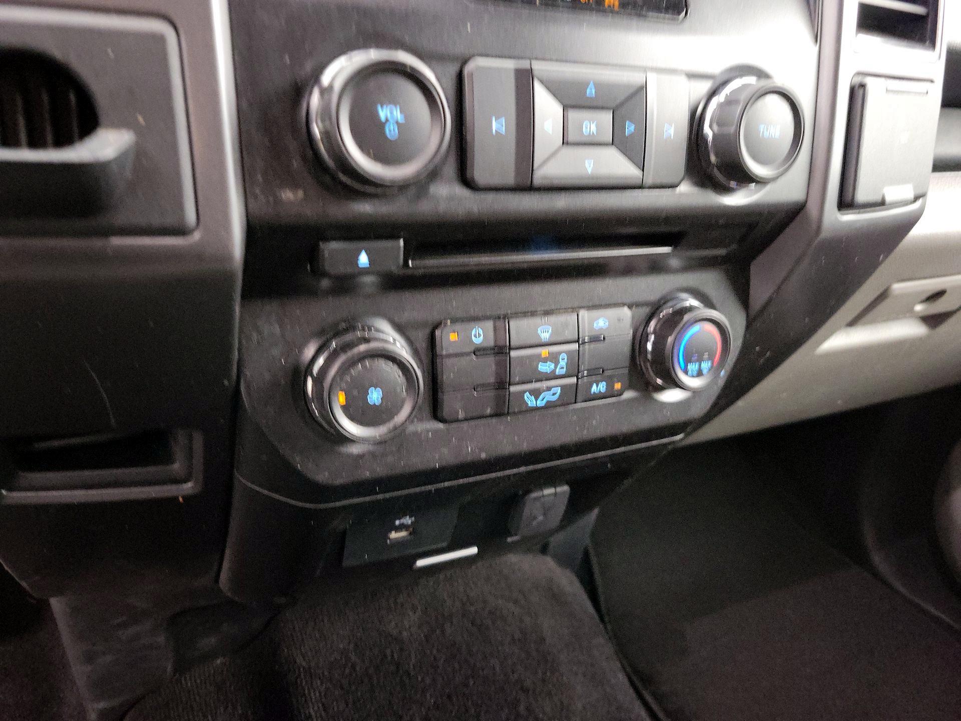 Thumbnail: 2018 Ford F-150 - 16