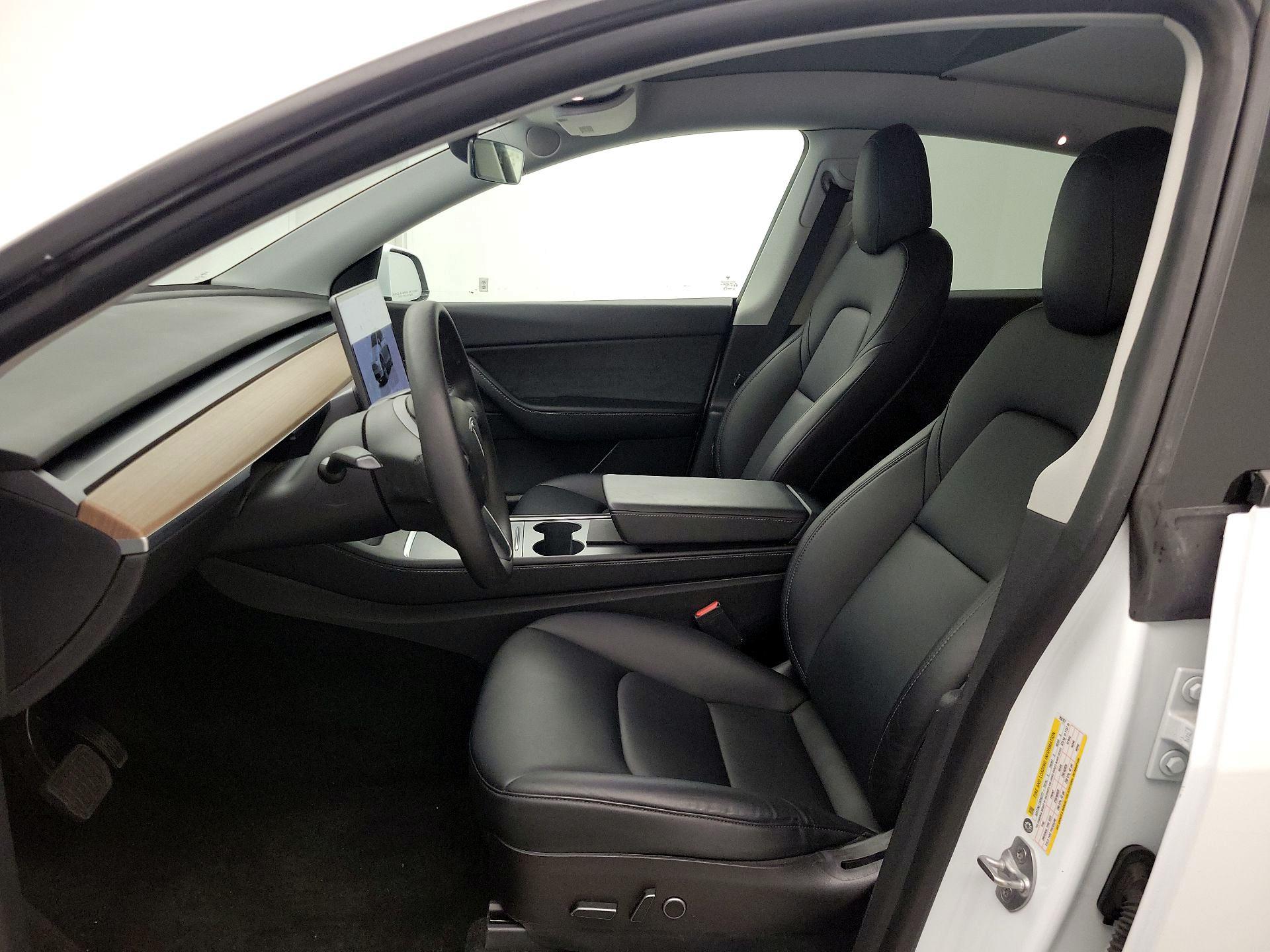 Thumbnail: 2022 Tesla Model Y - 11