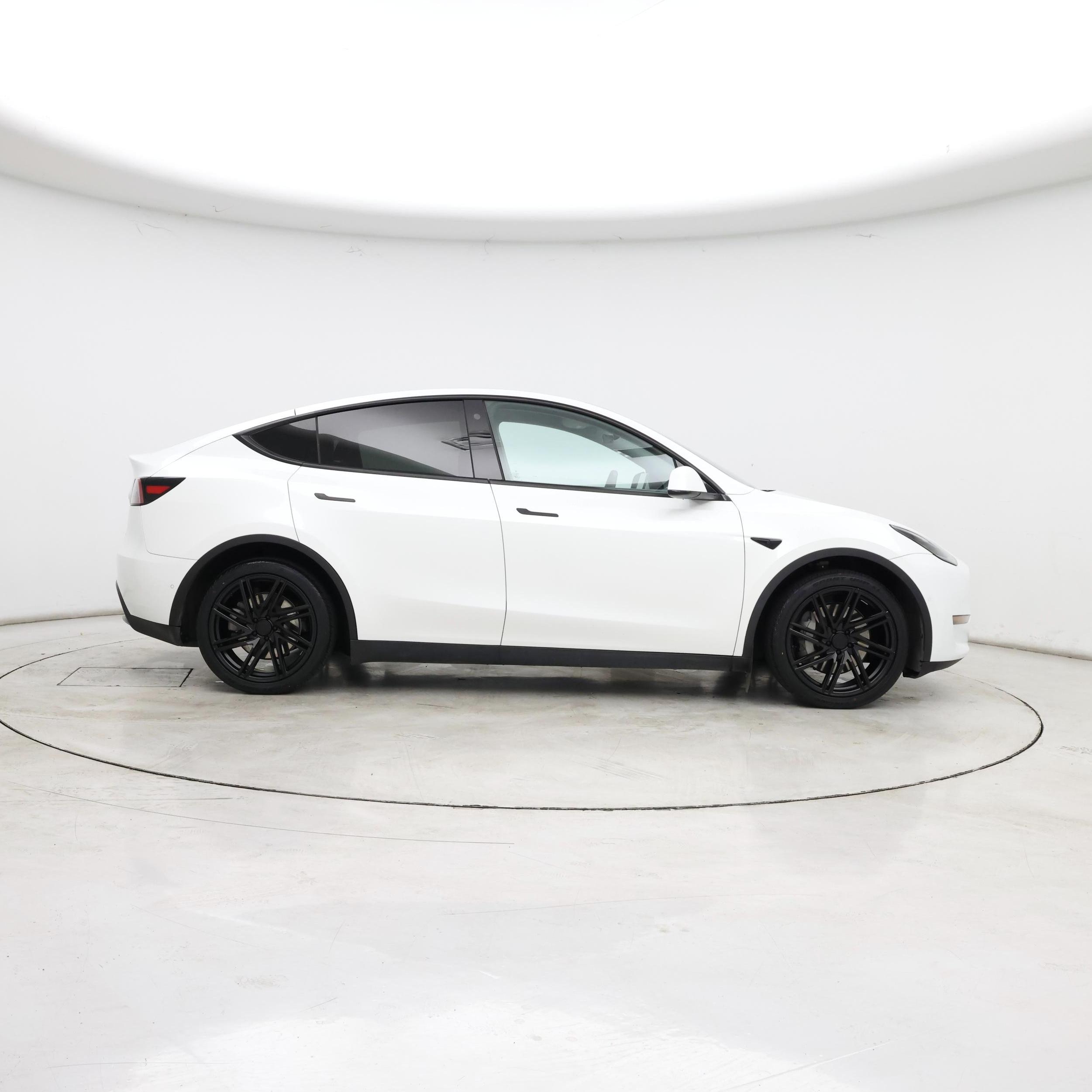 Thumbnail: 2022 Tesla Model Y - 7