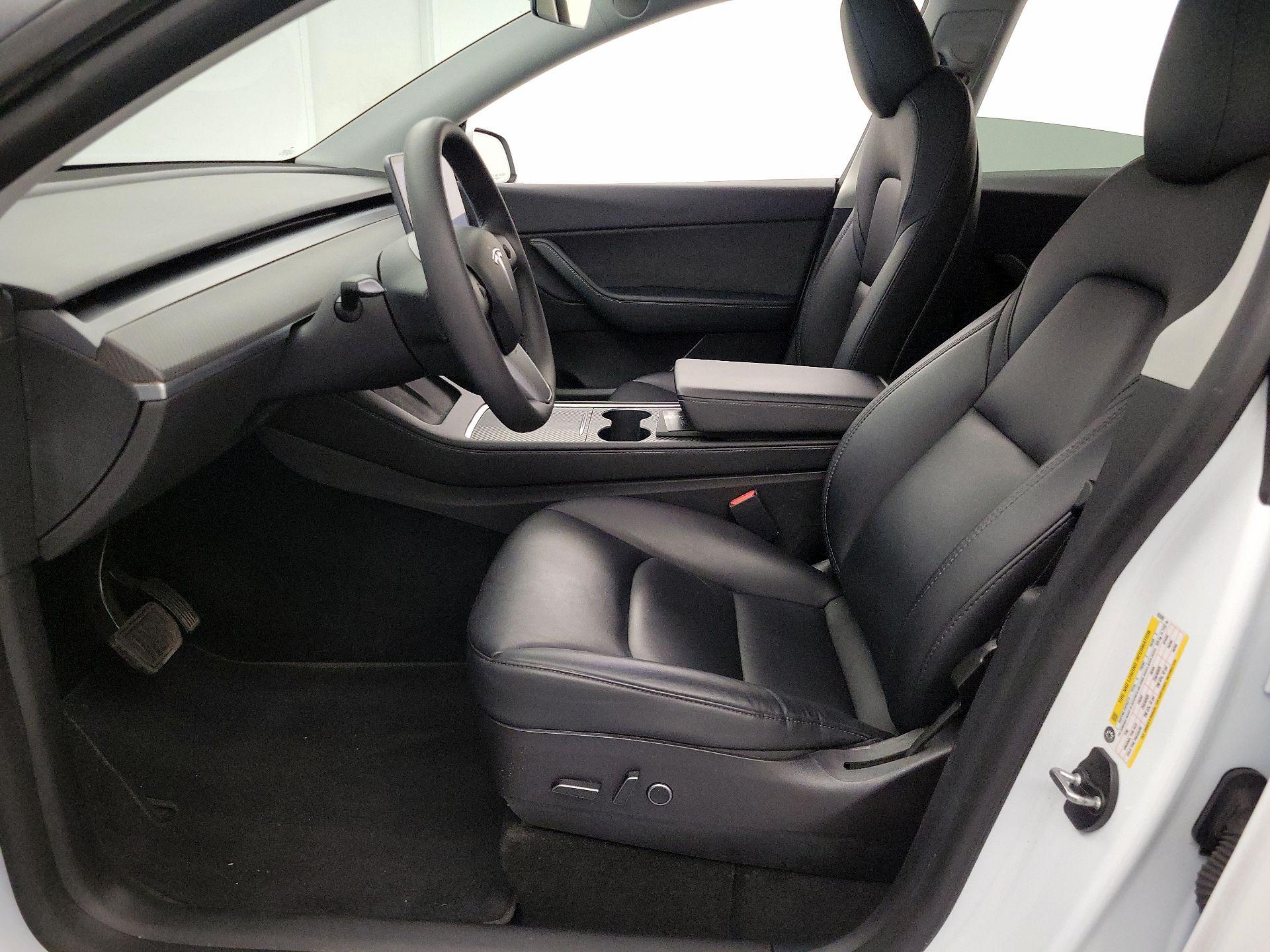 Thumbnail: 2022 Tesla Model Y - 11