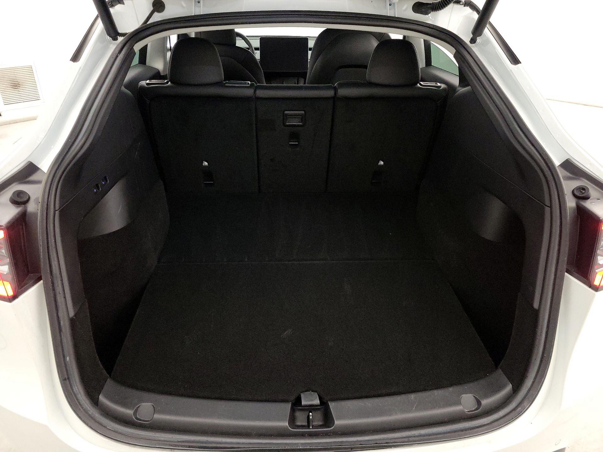 Thumbnail: 2022 Tesla Model Y - 19