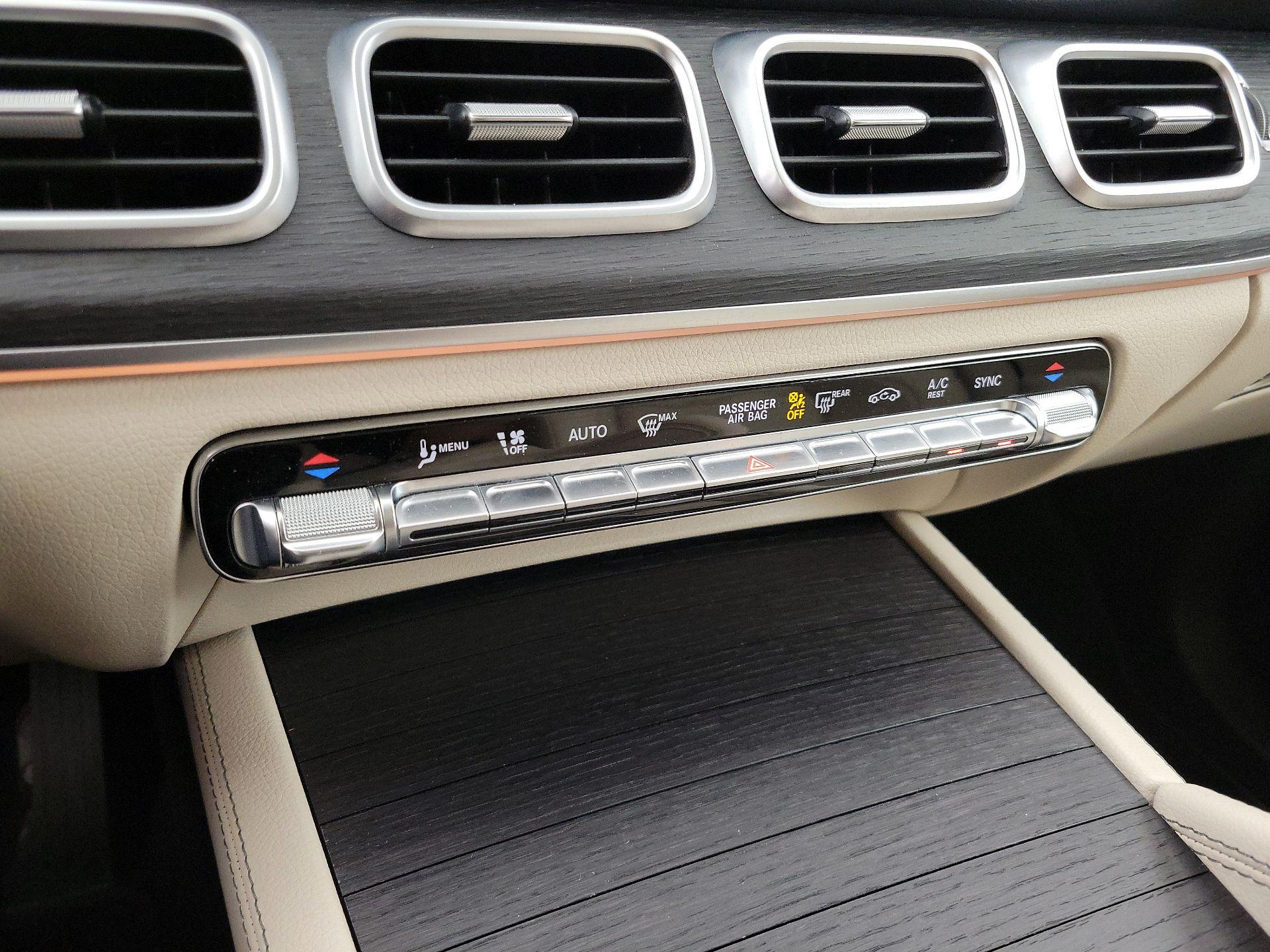 Thumbnail: 2022 Mercedes-Benz GLE - 17