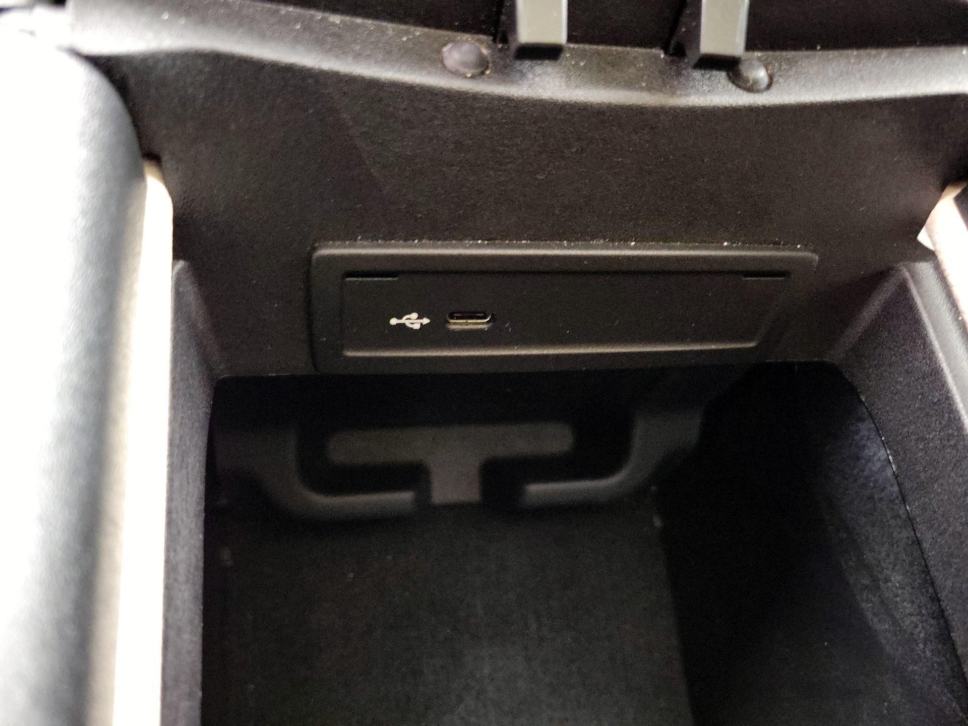 Thumbnail: 2022 Mercedes-Benz GLE - 19