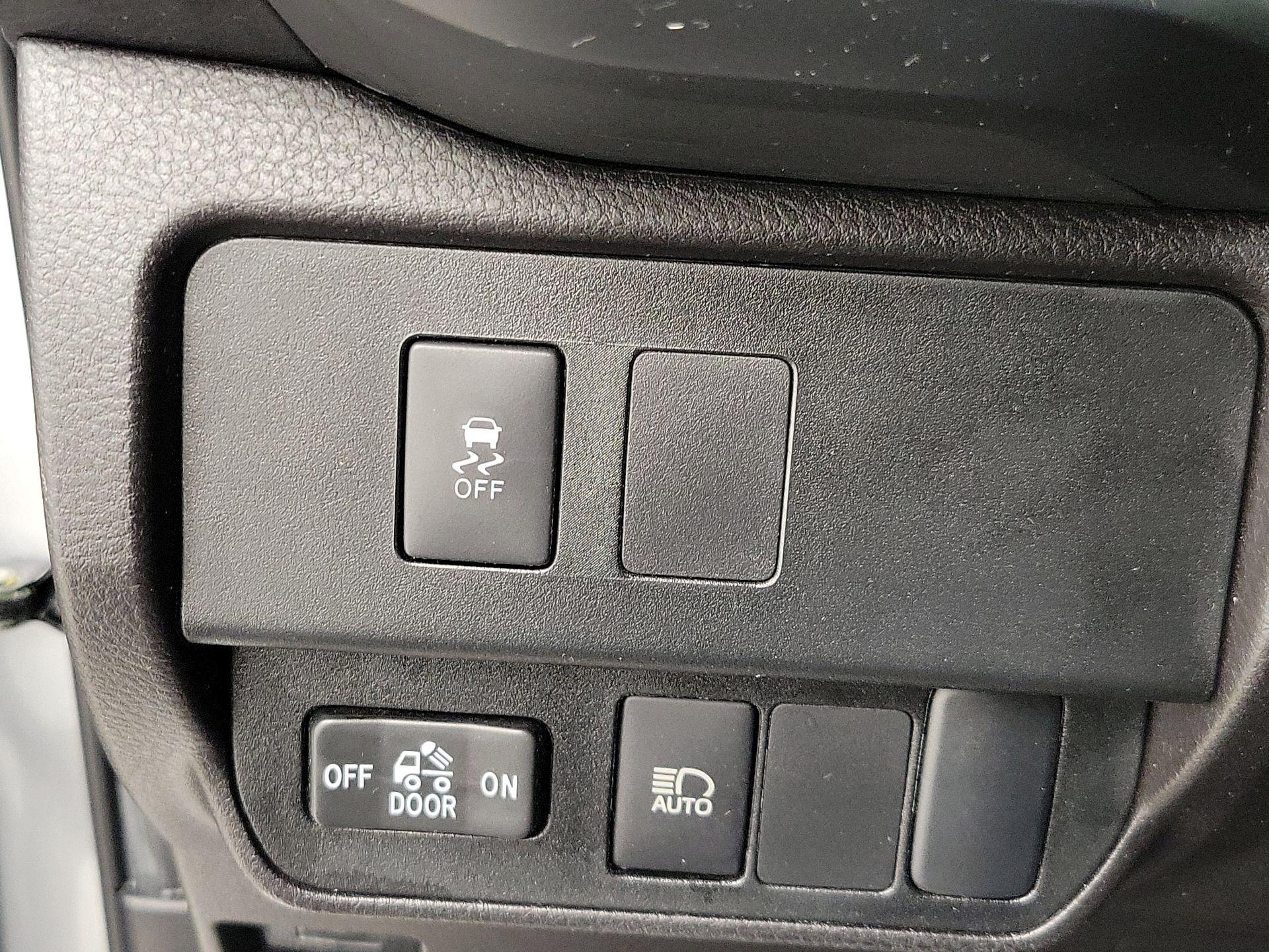 Thumbnail: 2023 Toyota Tacoma - 13