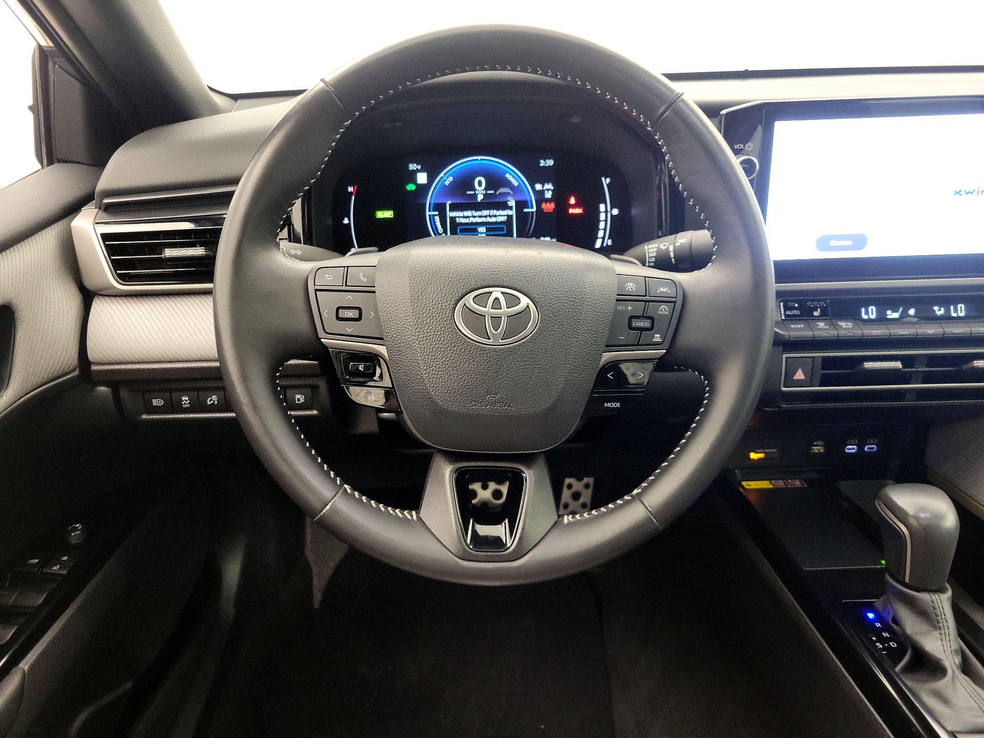 Thumbnail: 2025 Toyota Camry - 10