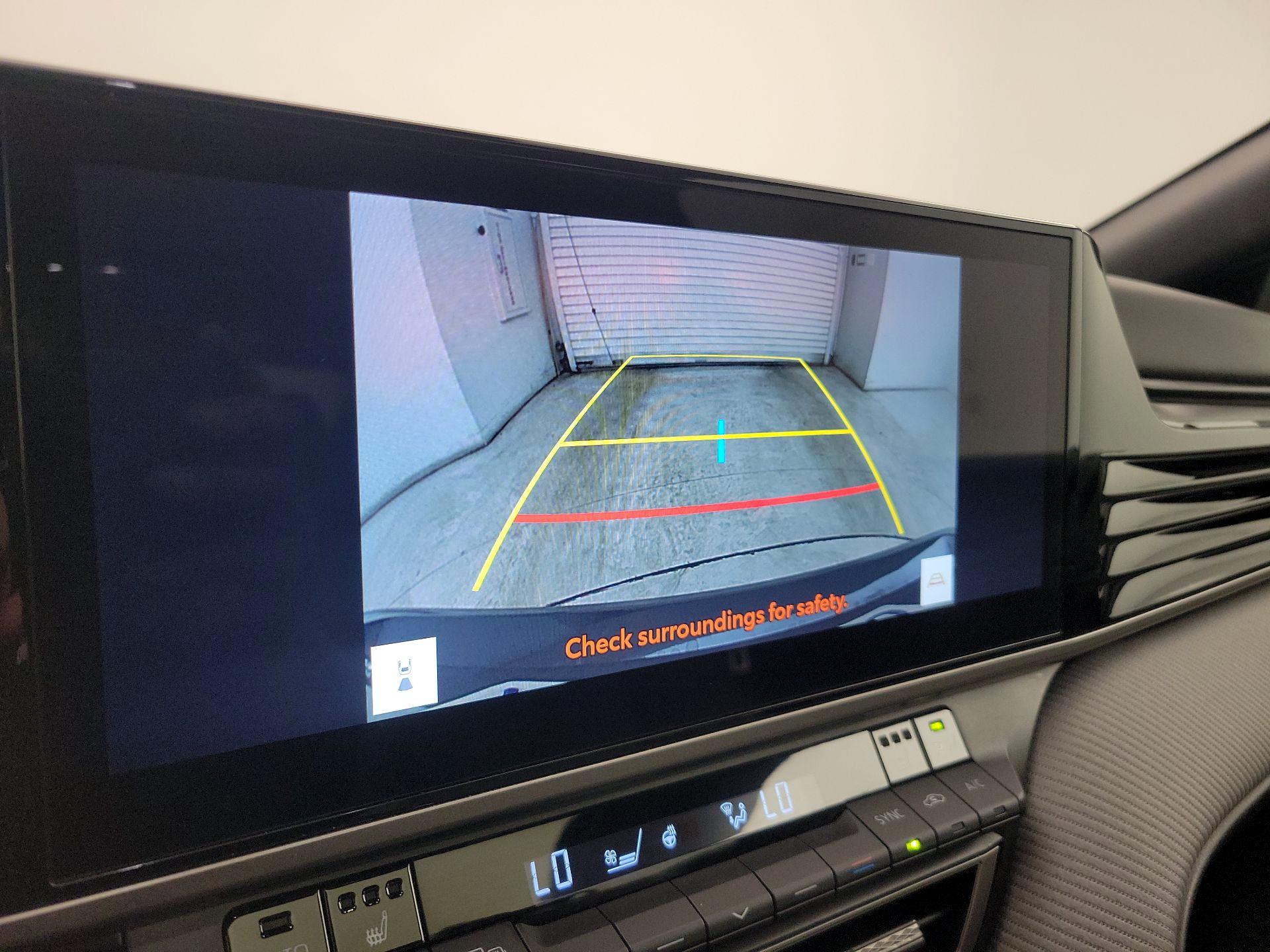 Thumbnail: 2025 Toyota Camry - 14