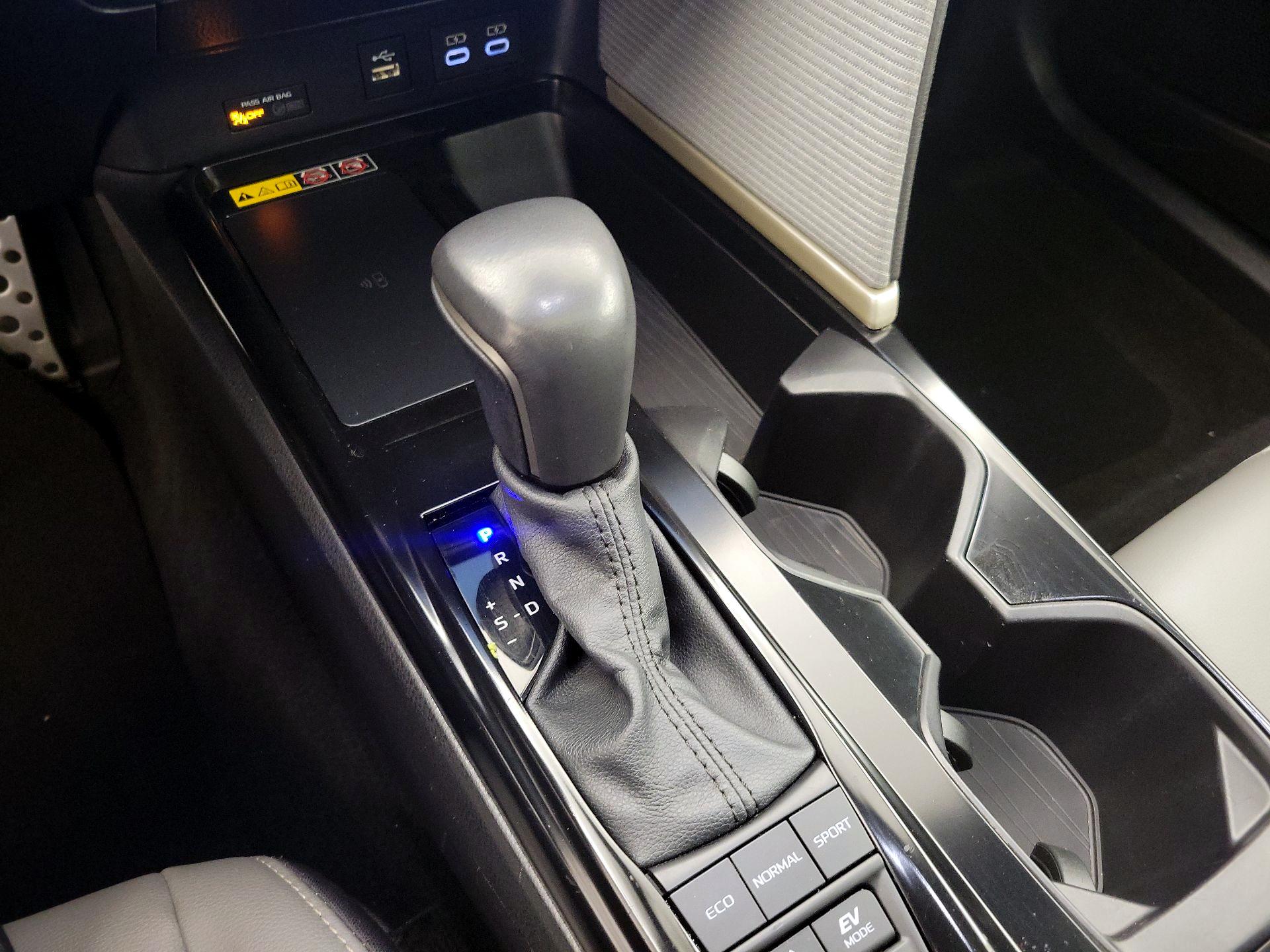 Thumbnail: 2025 Toyota Camry - 17