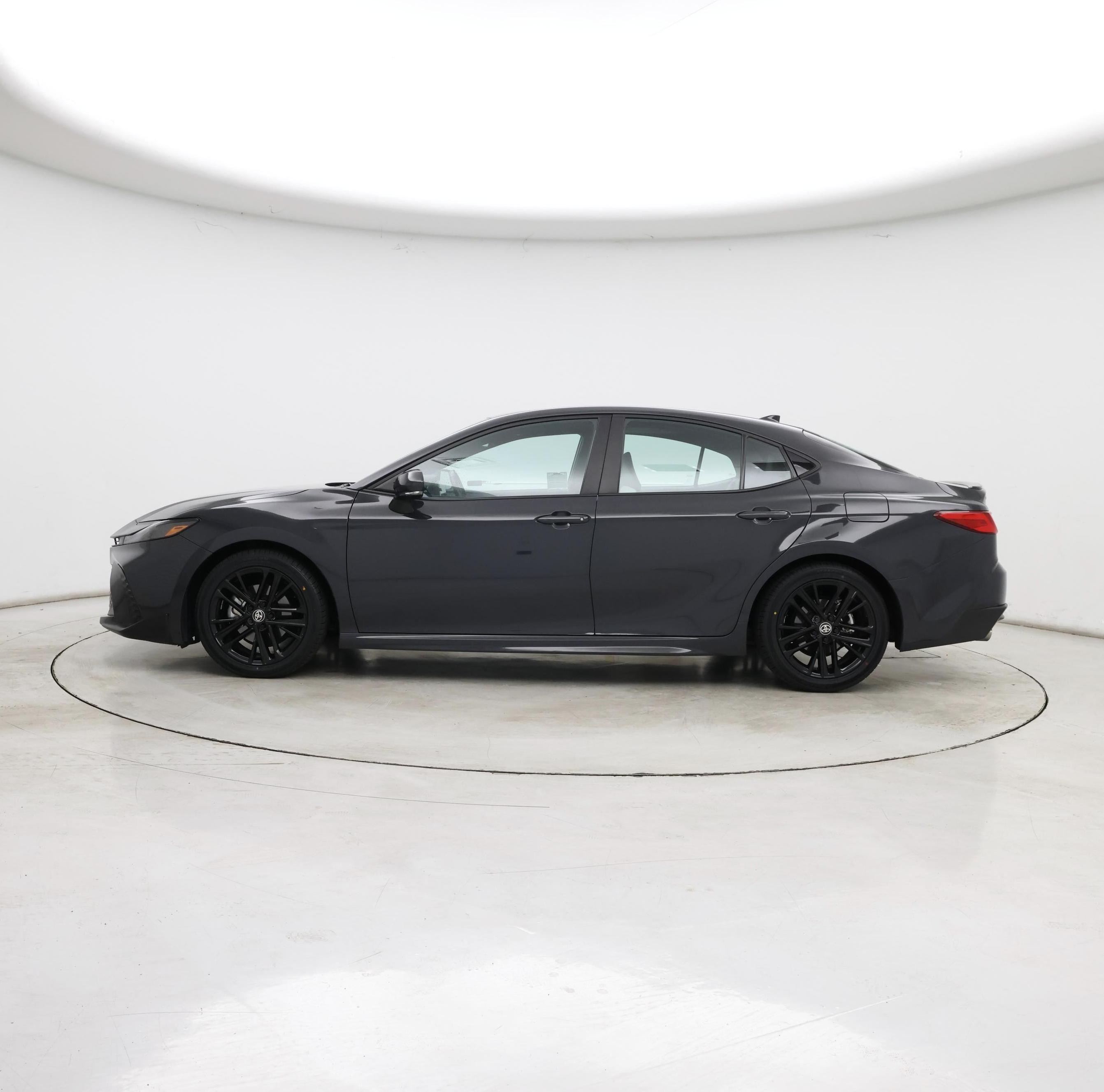 Thumbnail: 2025 Toyota Camry - 3