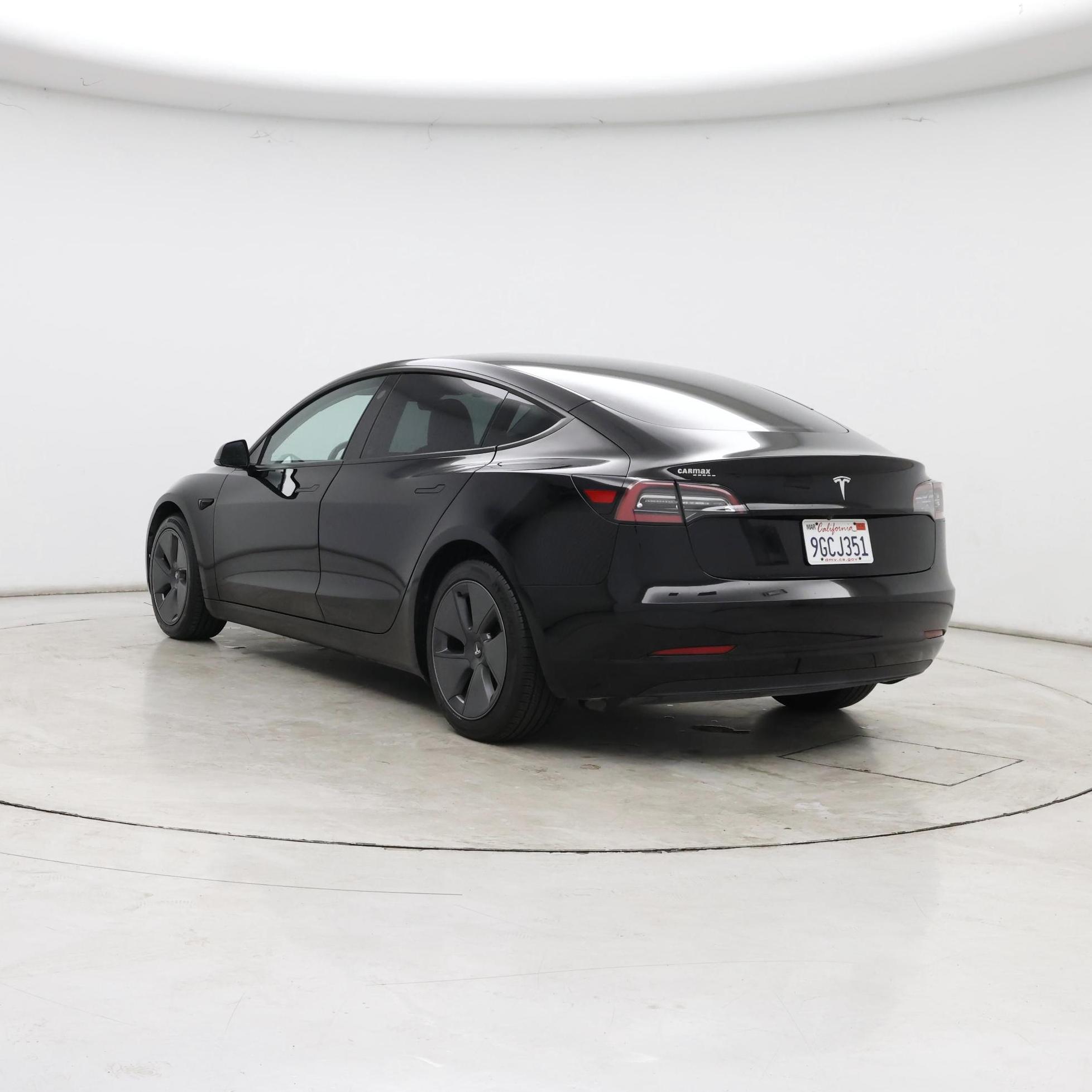 Thumbnail: 2023 Tesla Model 3 - 2