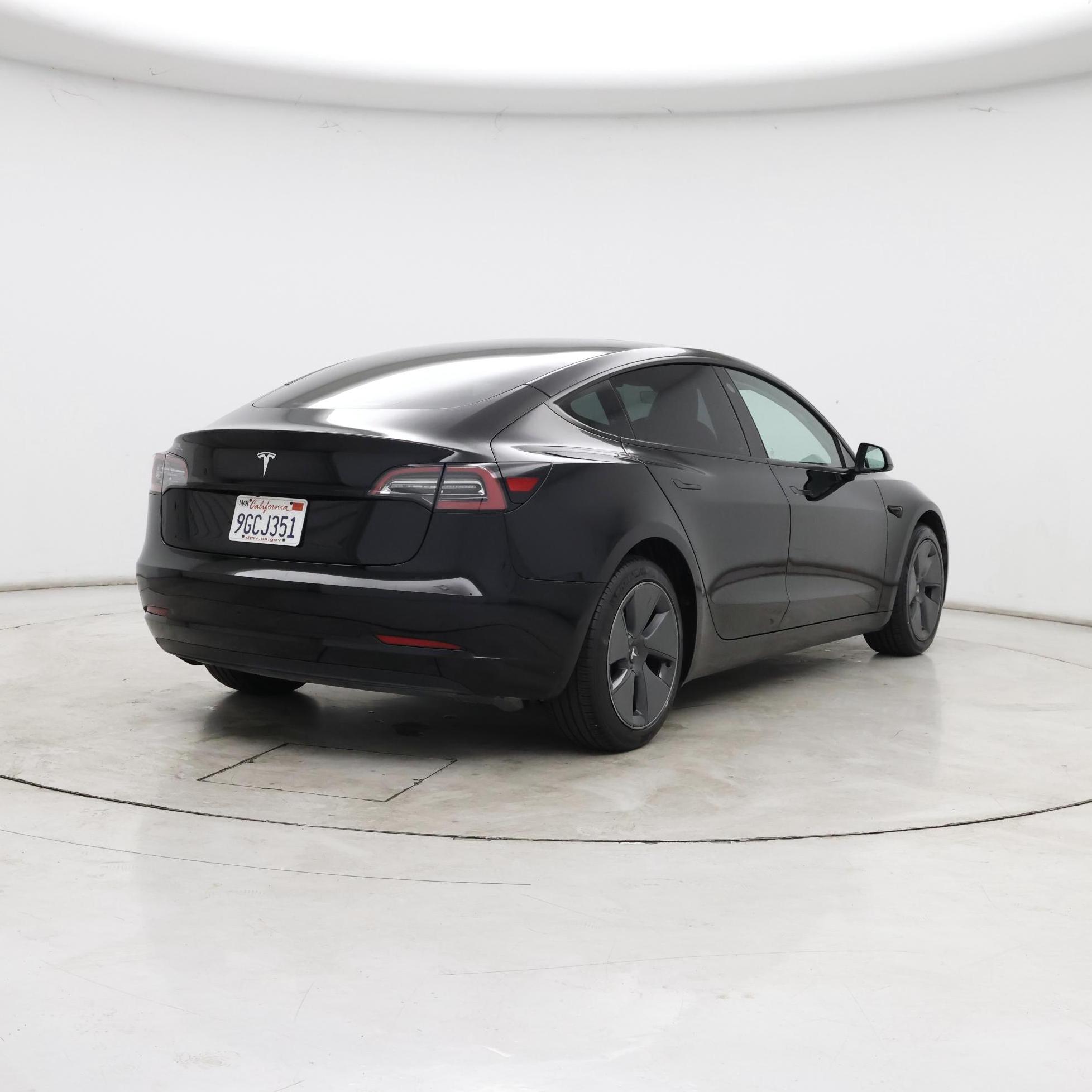 Thumbnail: 2023 Tesla Model 3 - 8