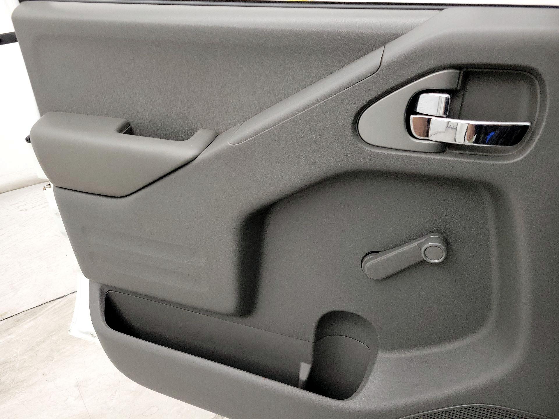 Thumbnail: 2019 Nissan Frontier - 12
