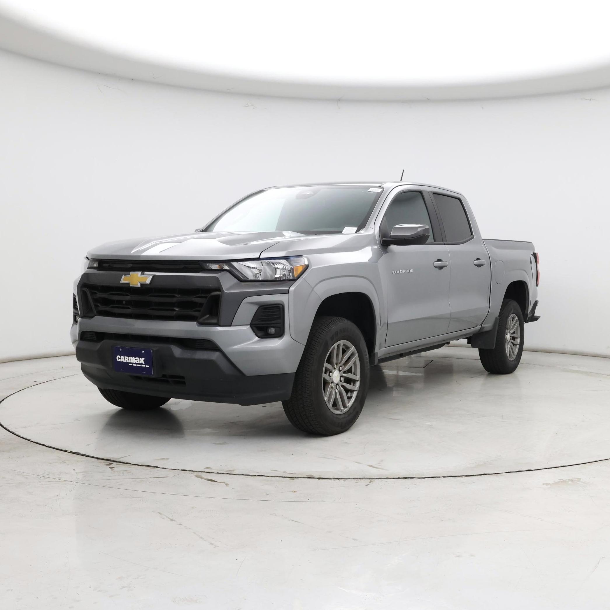 Thumbnail: 2023 Chevrolet Colorado - 4