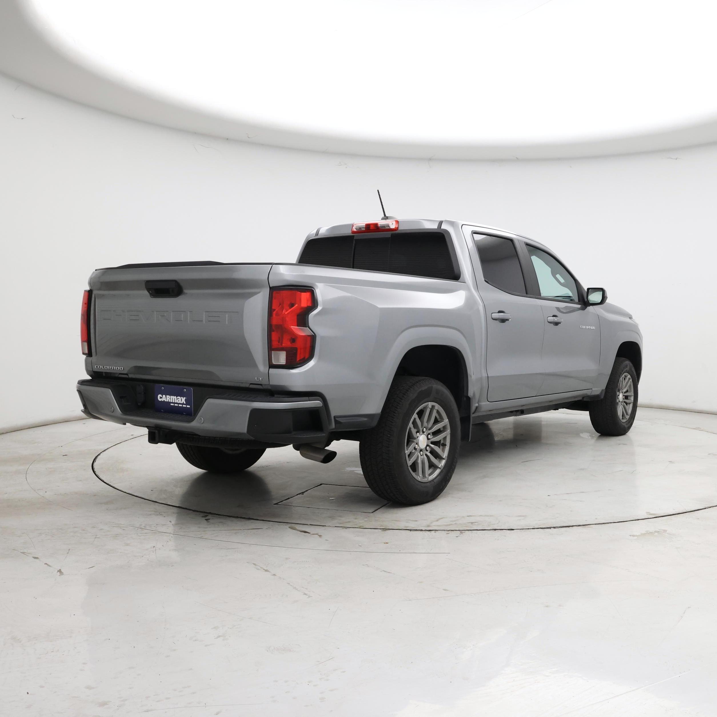 Thumbnail: 2023 Chevrolet Colorado - 8