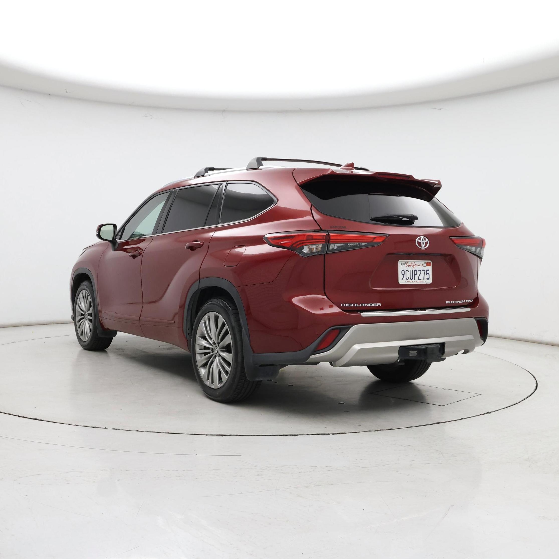 Thumbnail: 2022 Toyota Highlander - 2