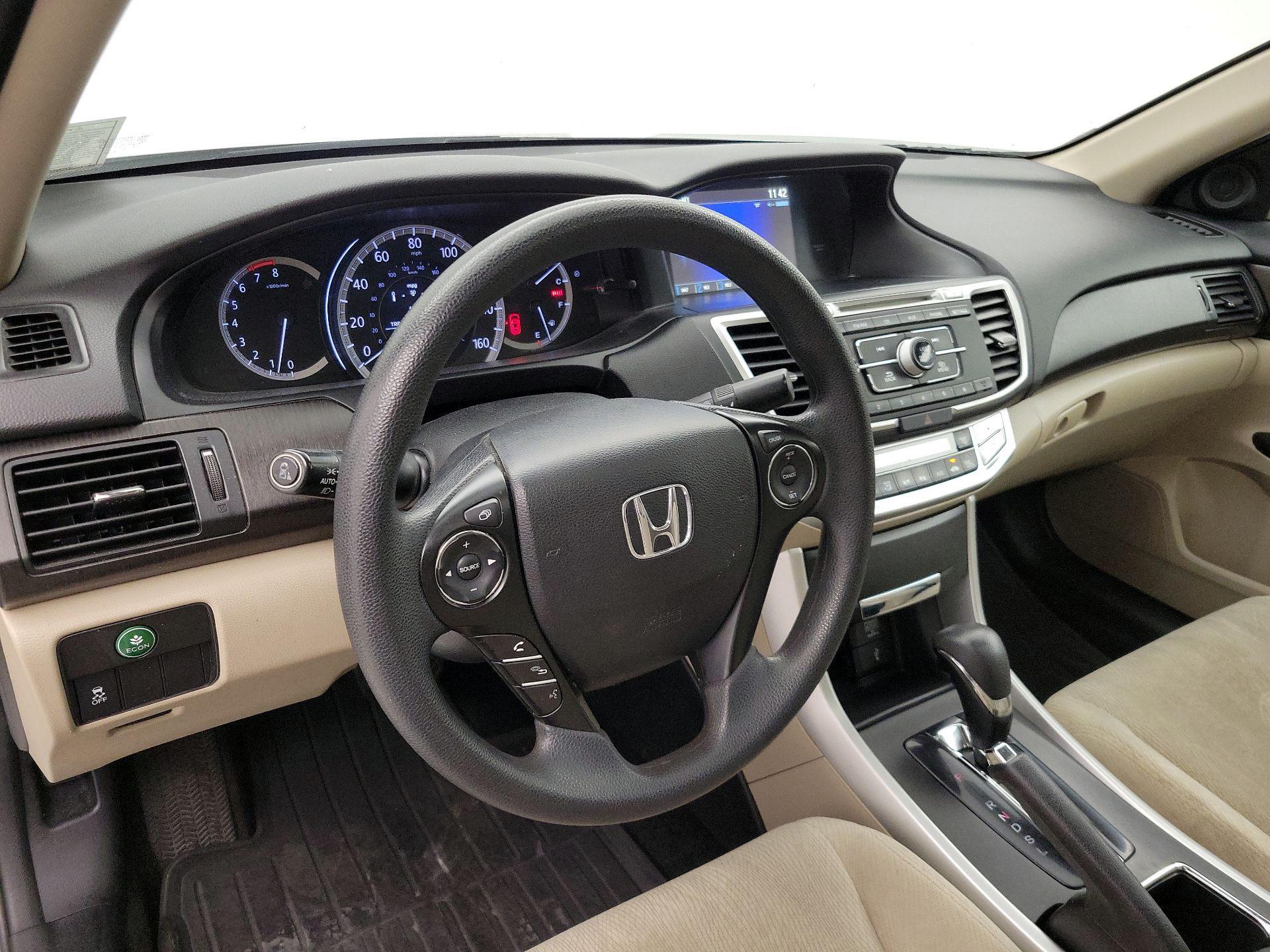 Thumbnail: 2015 Honda Accord - 9