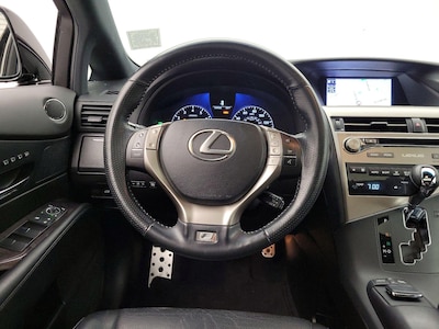 Steering Wheel & Instrument Cluster (On)