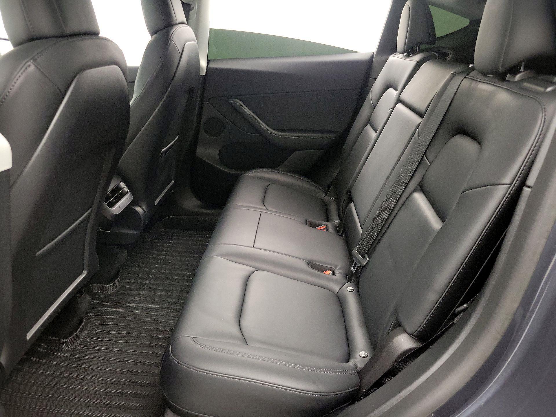 Thumbnail: 2022 Tesla Model Y - 18