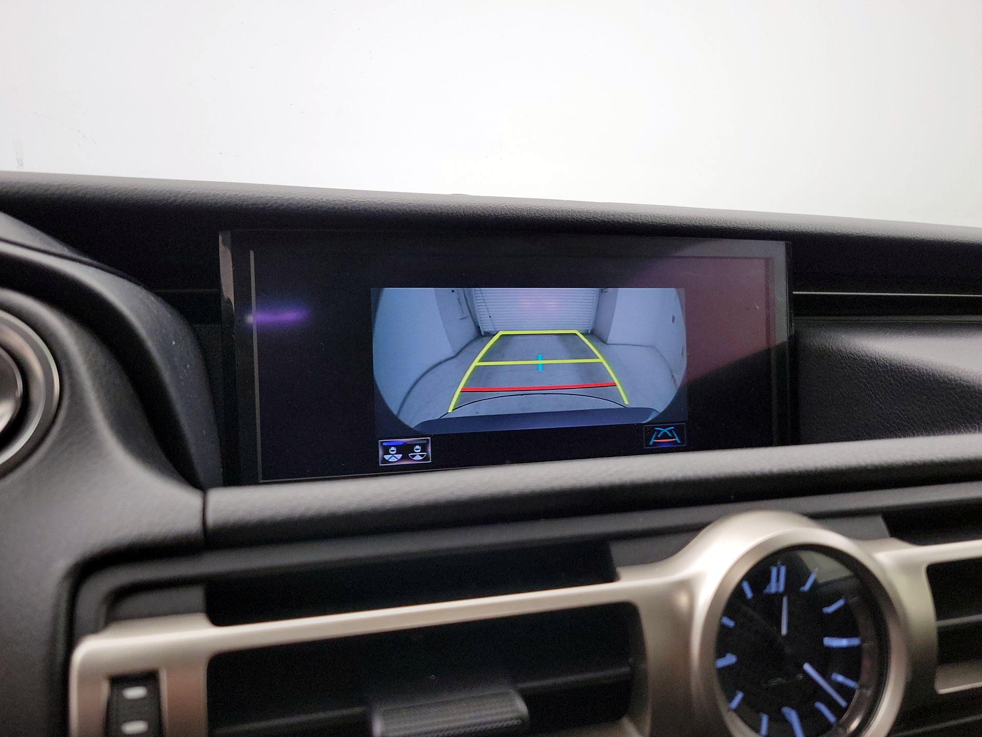 Thumbnail: 2020 Lexus RC - 14