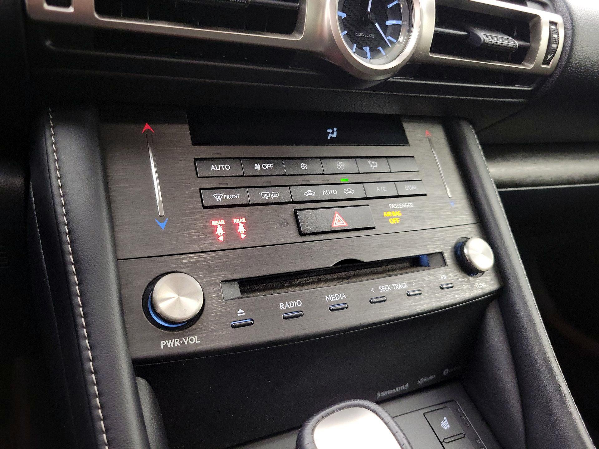 Thumbnail: 2020 Lexus RC - 16