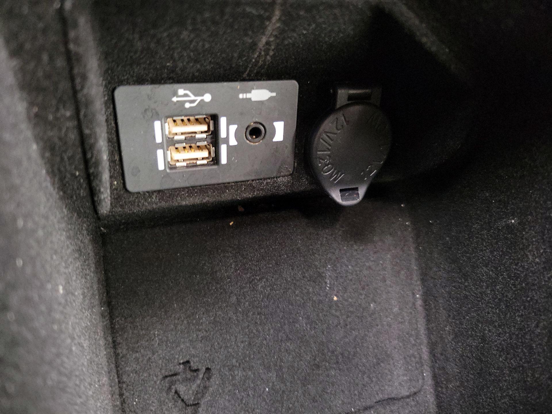 Thumbnail: 2020 Lexus RC - 18